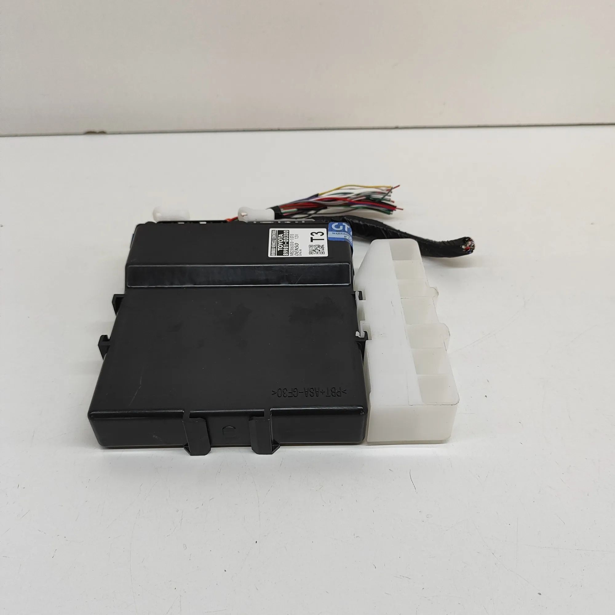 Toyota Yaris Engine Control Unit MB286000-1070, 89981-0D300 Engine Control Unit ...