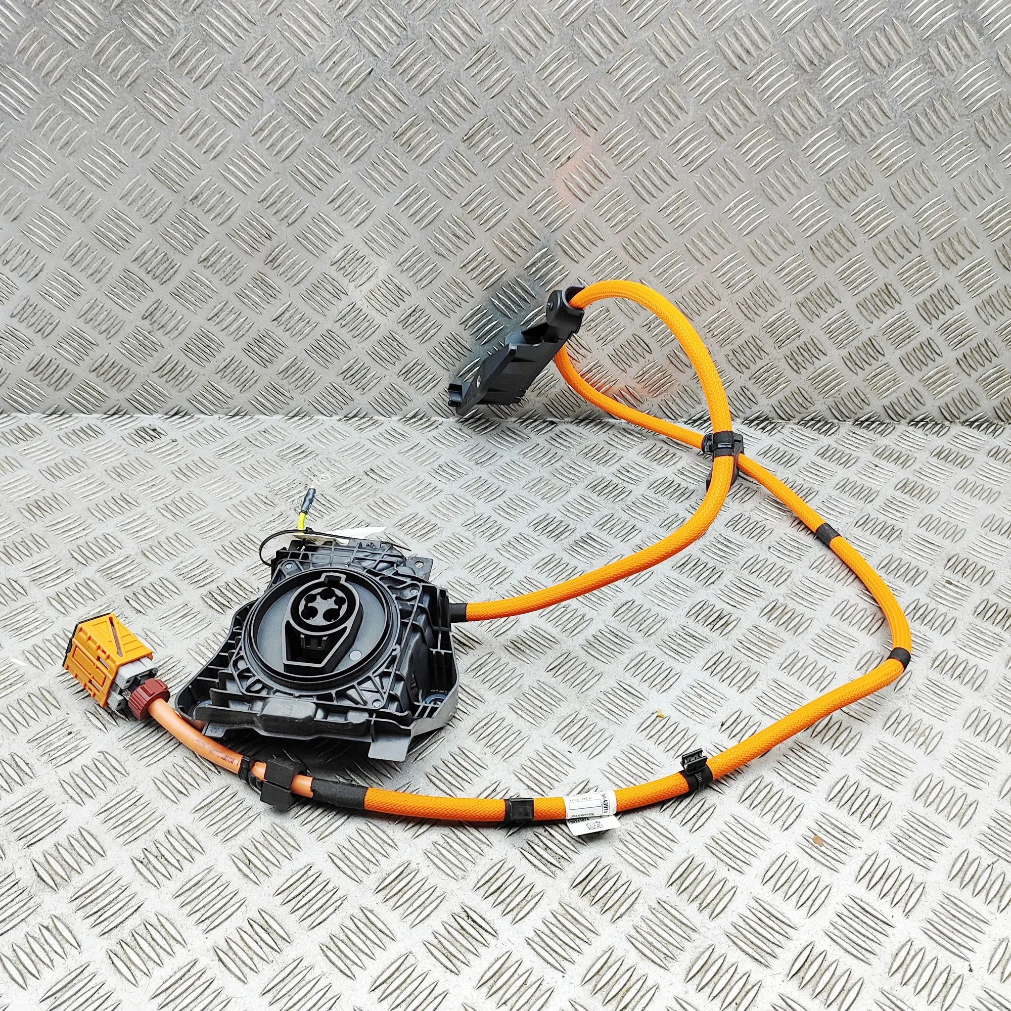 BMW X5 (G05) Battery Charging Cable