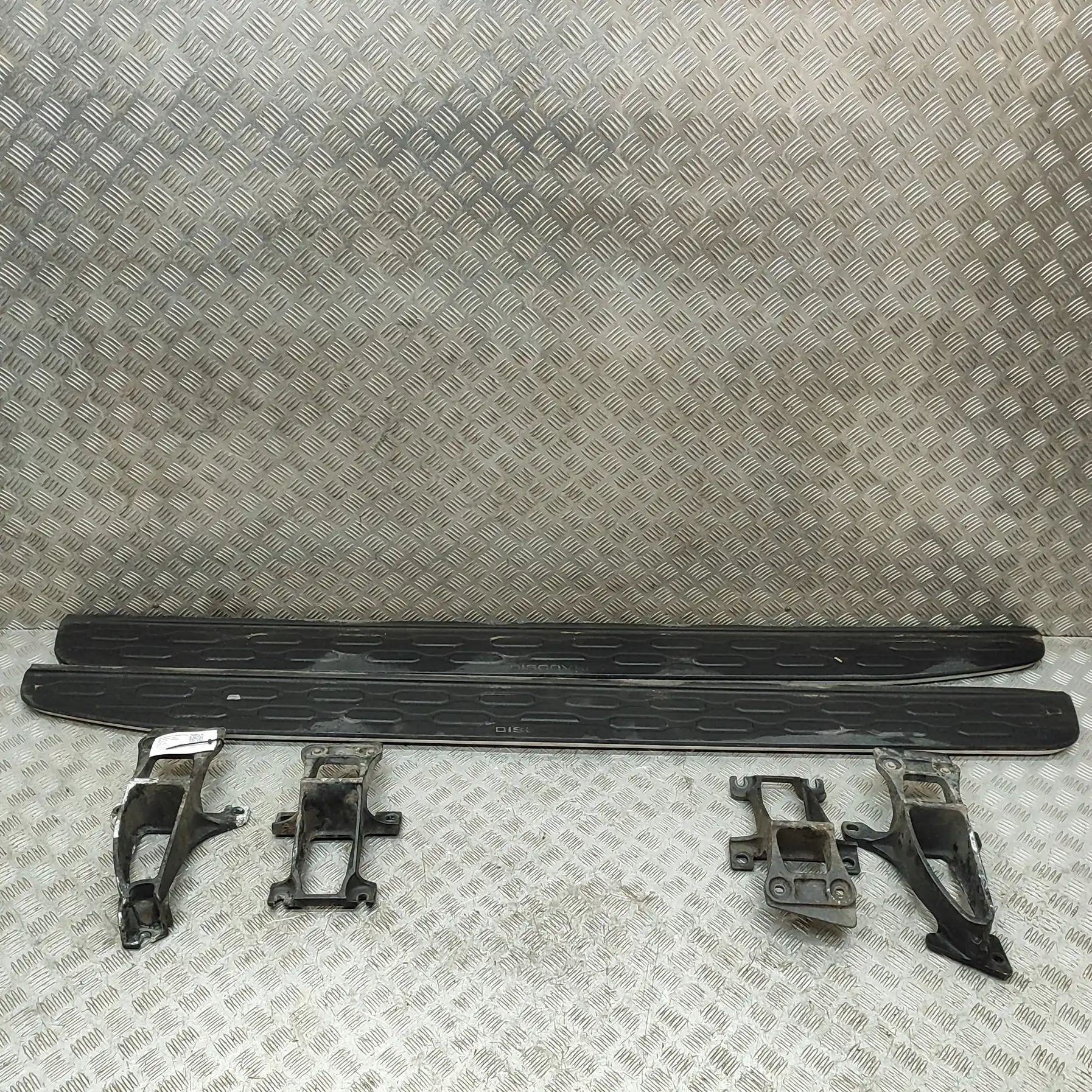 Land Rover Discovery Sideskirt Kit