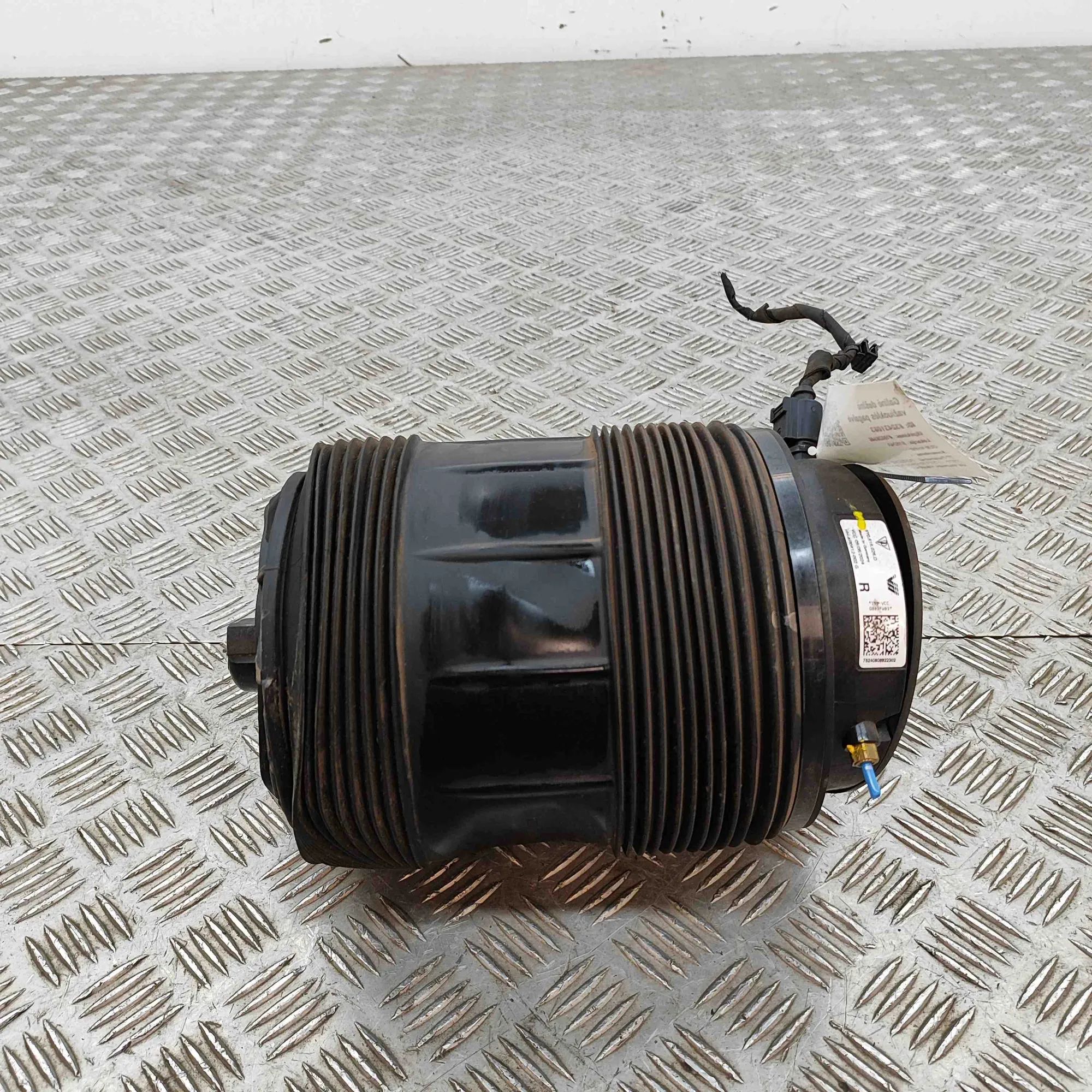 Porsche Cayenne Rear Right Air Suspension Spring Bag