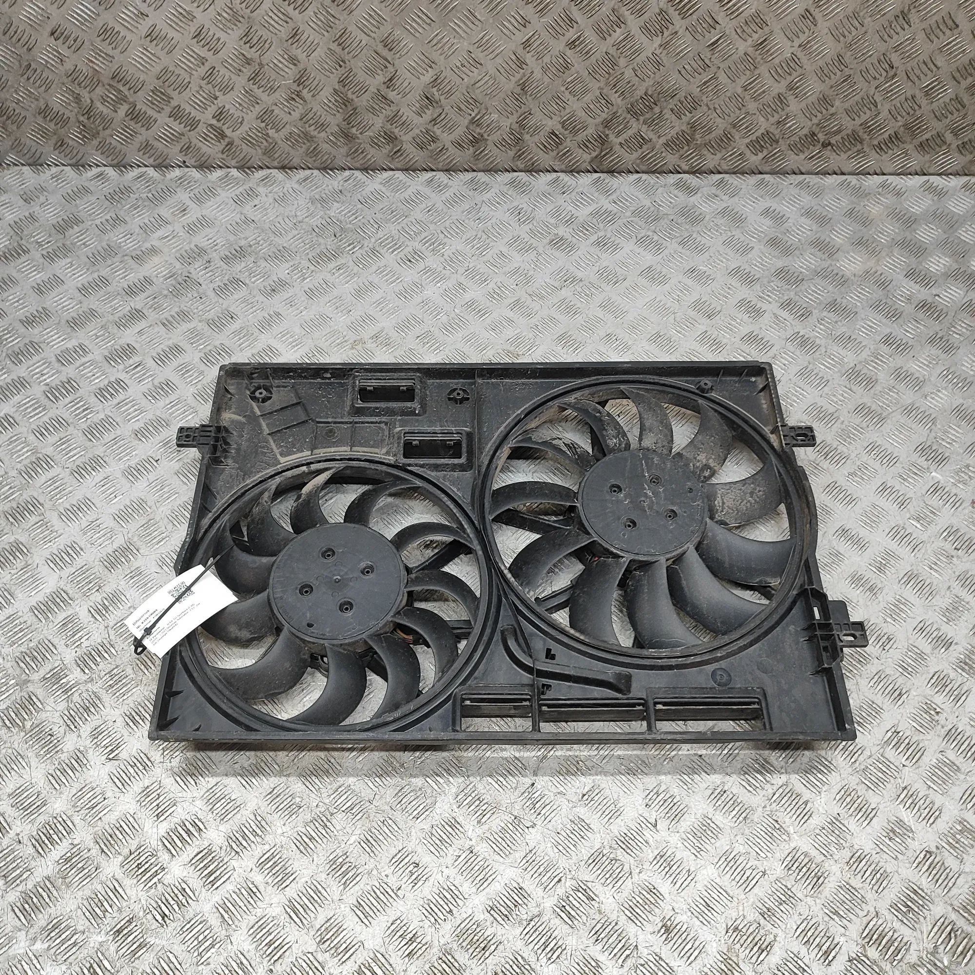 Audi Q3 (F3) Engine Cooling Fan Shroud 5WA959455Q, 5WA121203T, 5WA959455T Engine Cooli...