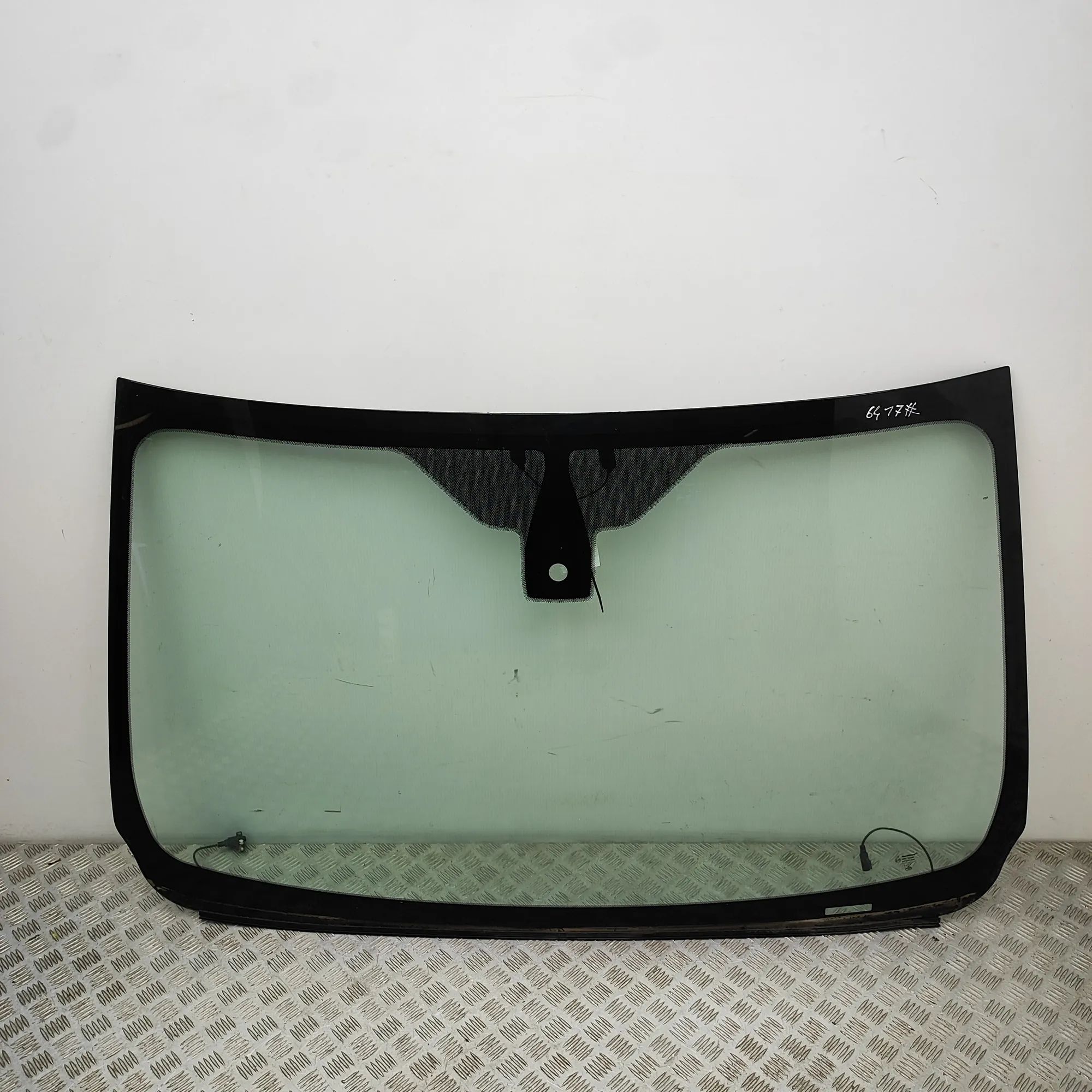 Ford Ranger Front Windshield EB3J-4103100-BA Front Windshield FORD RANGER (T...