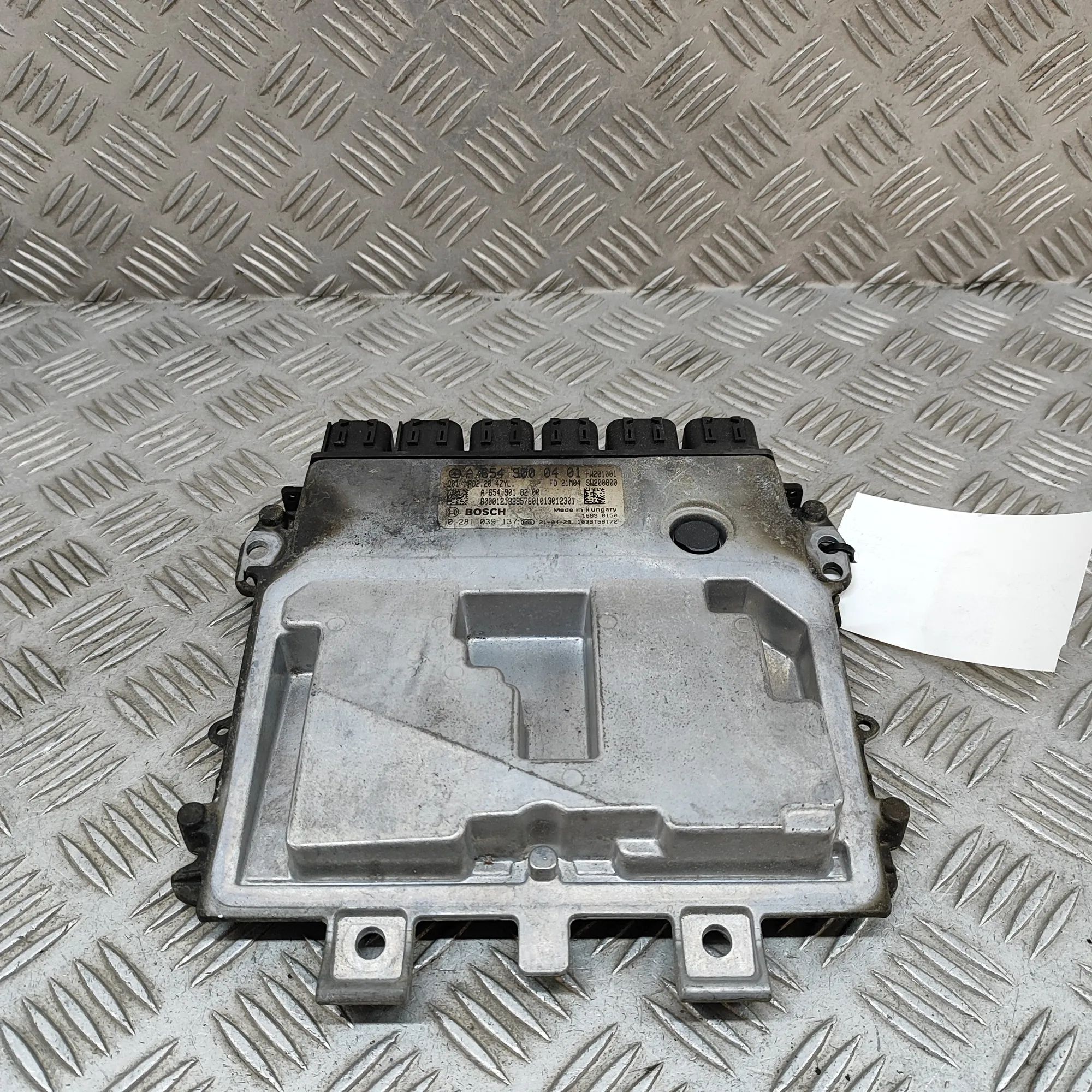 Mercedes-Benz A (W177) Engine Control Unit A6549018200, 0281039137, A6549000401 Engine Con...