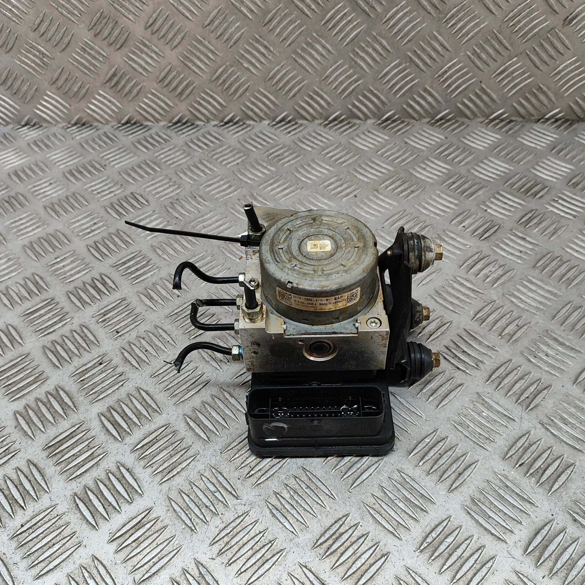 Honda Civic АБС Гидронасос  57110-TGHA-A110-M1 ABS Pump HONDA CIVIC (X Hatc...