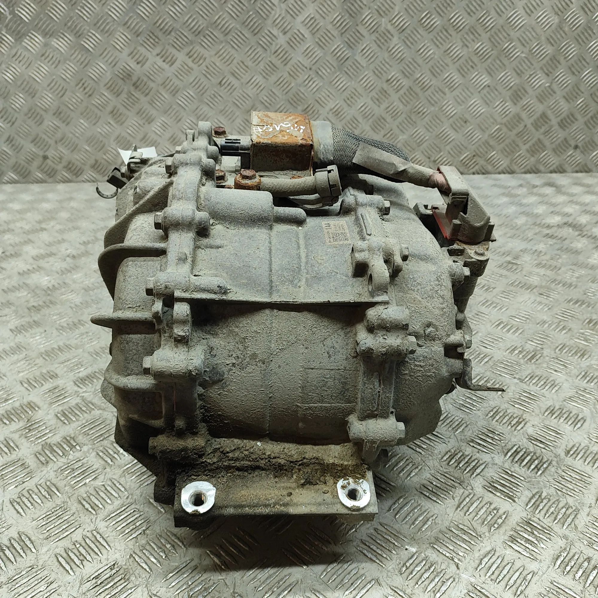 Toyota RAV4 (XA50) Electric motor EV G1050-42010 Electric motor EV TOYOTA RAV (4 V X...