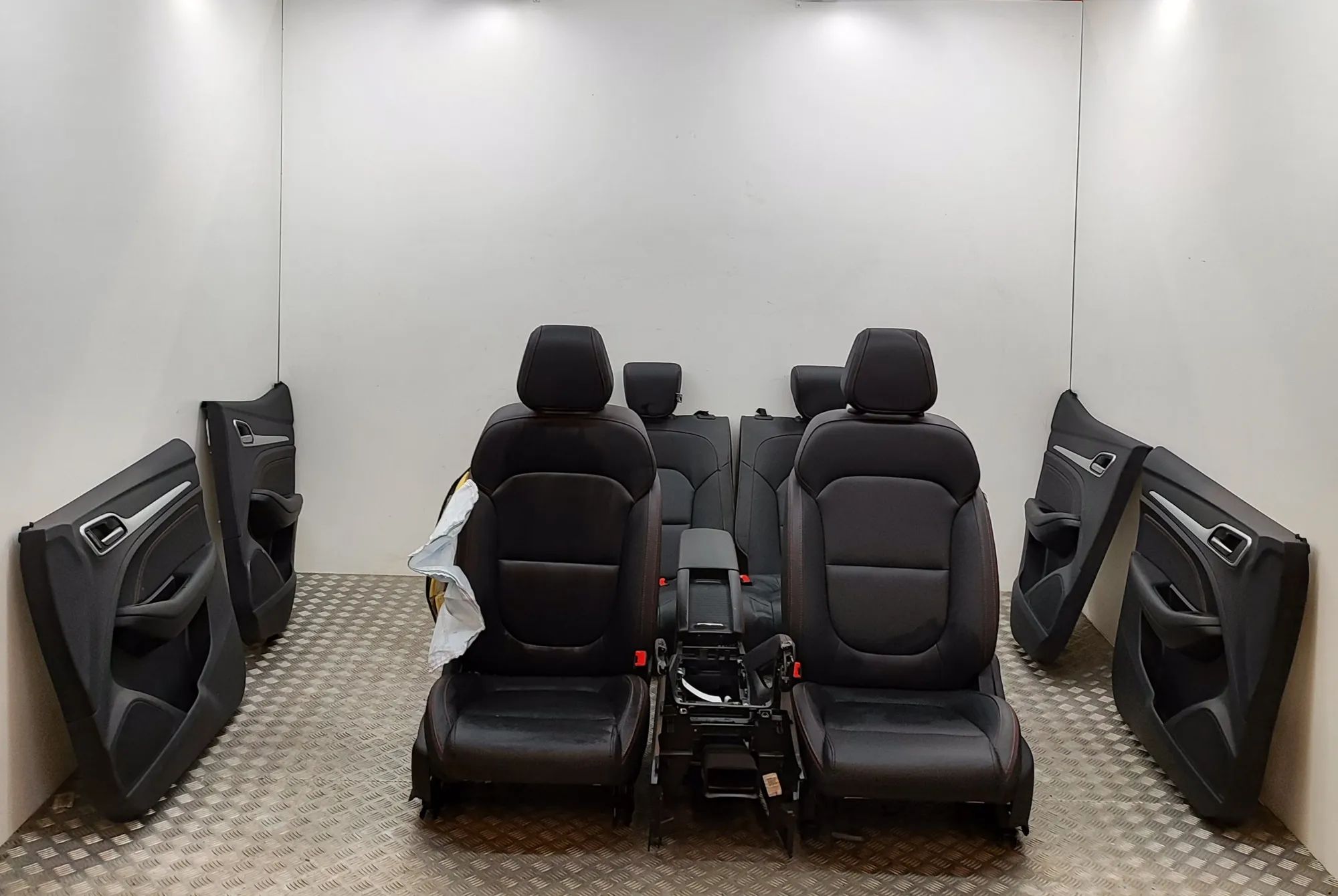 MG ZS Interior Seats W/ Door Cards Kit 8082275-ASA, 10819307-ASA, 11114327-ASA, 110229...