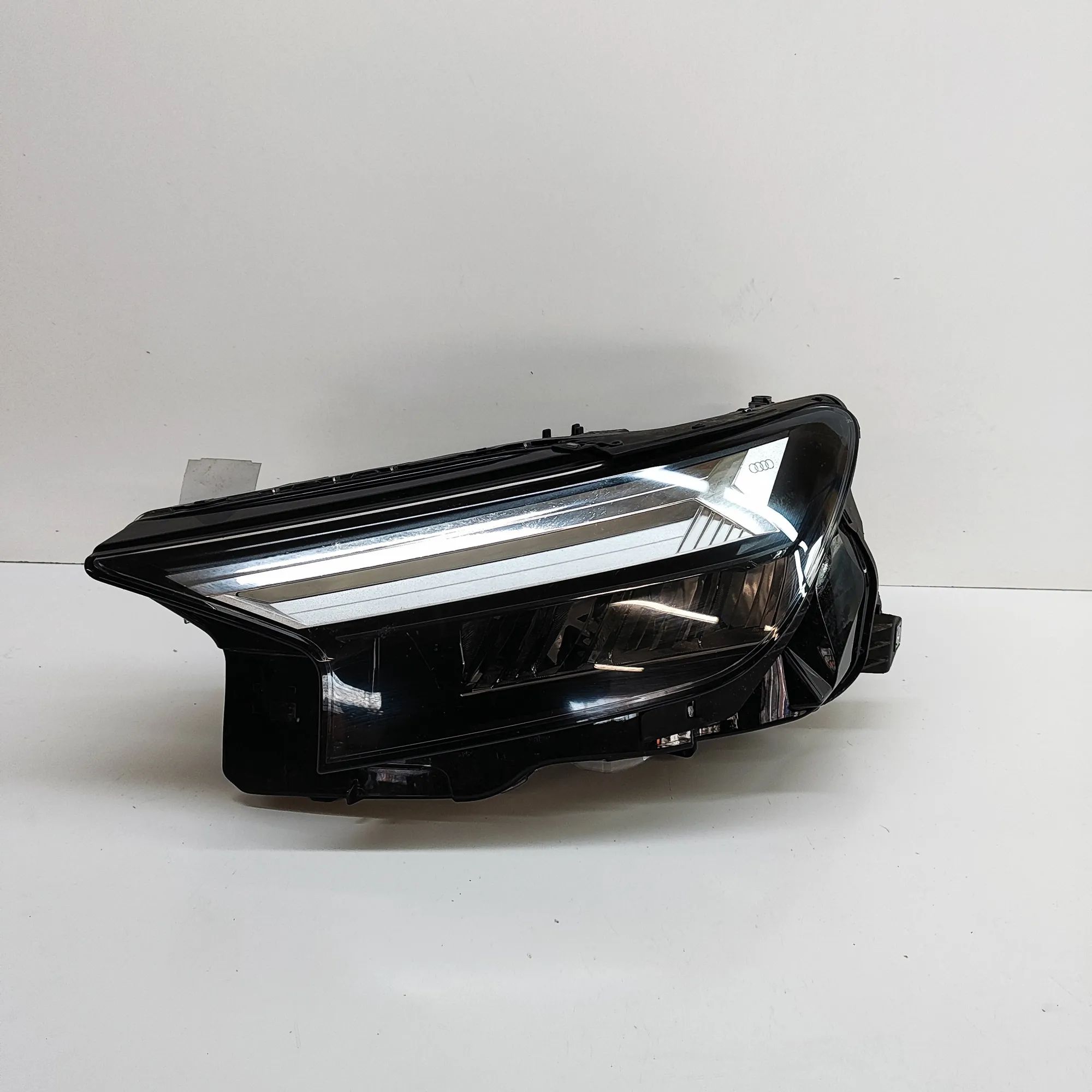 Audi Q4 e-tron Front Left Headlight 89A941033A Front Left Headlight AUDI Q4 (SUV F4...