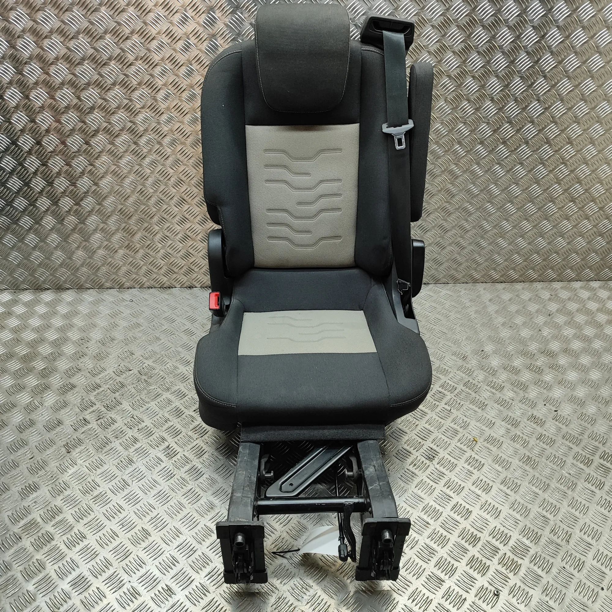 Ford Transit Connect / Tourneo Connect Takapenkki BK21-64811-ED Rear Seat FORD TOURNEO (CUSTOM Mi...