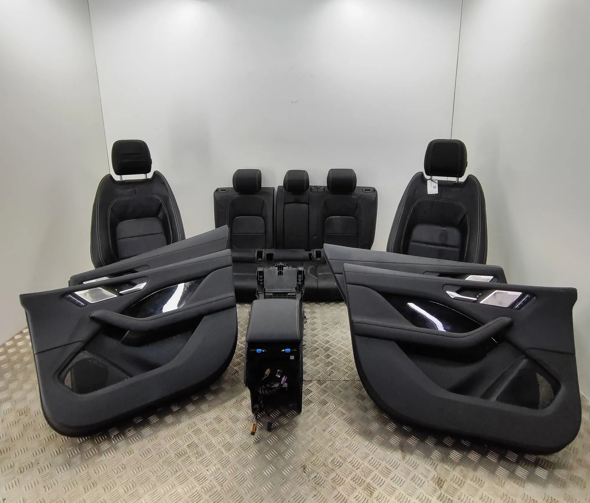 Jaguar I-Pace Interior Seats W/ Door Cards Kit T4K11655QKW, T4K4581, T4K4582, T4K4583, T4K4584...