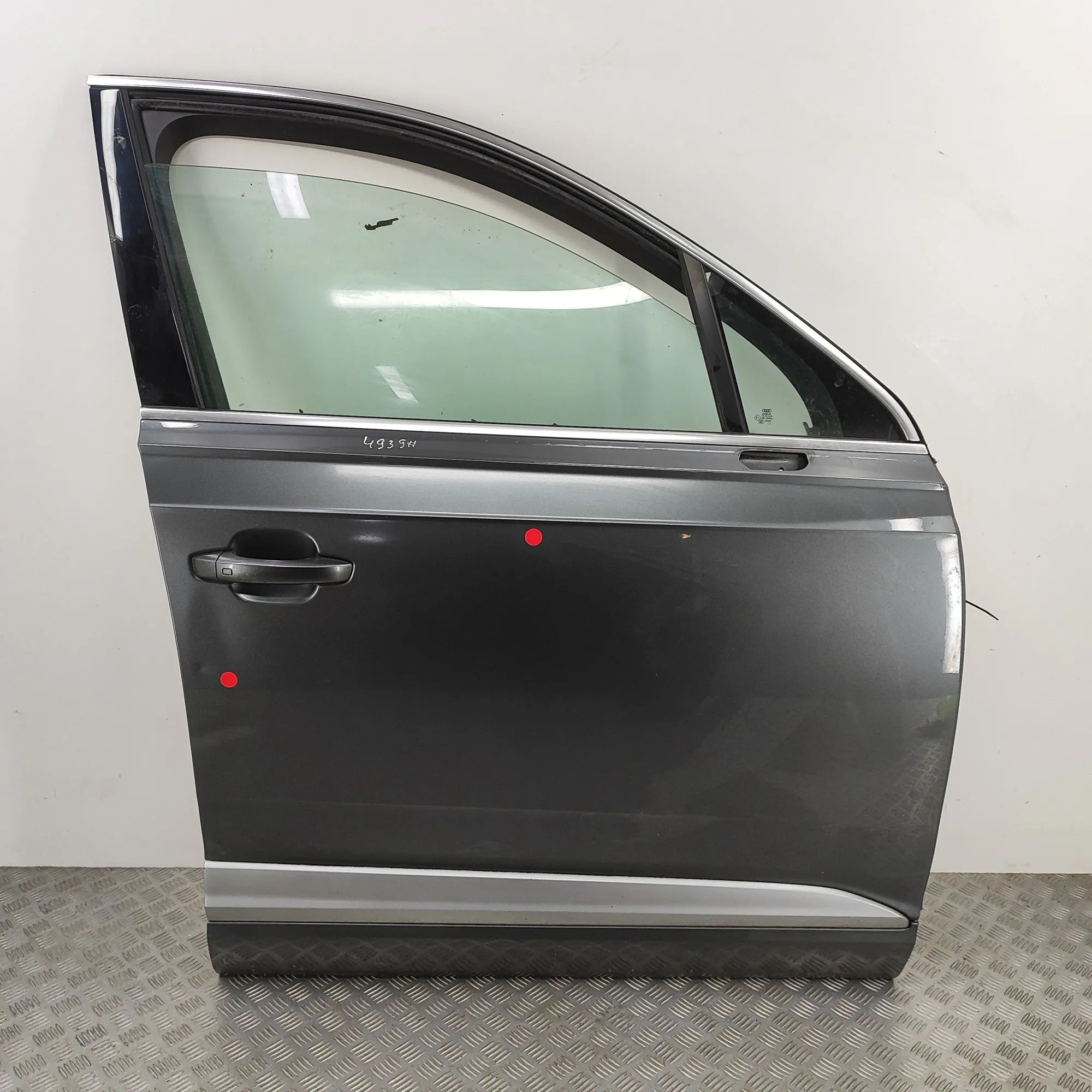 Audi Q7 (4M) Front Right Door 4M0831052F Front Right Door AUDI Q7 (4M) (2015-...