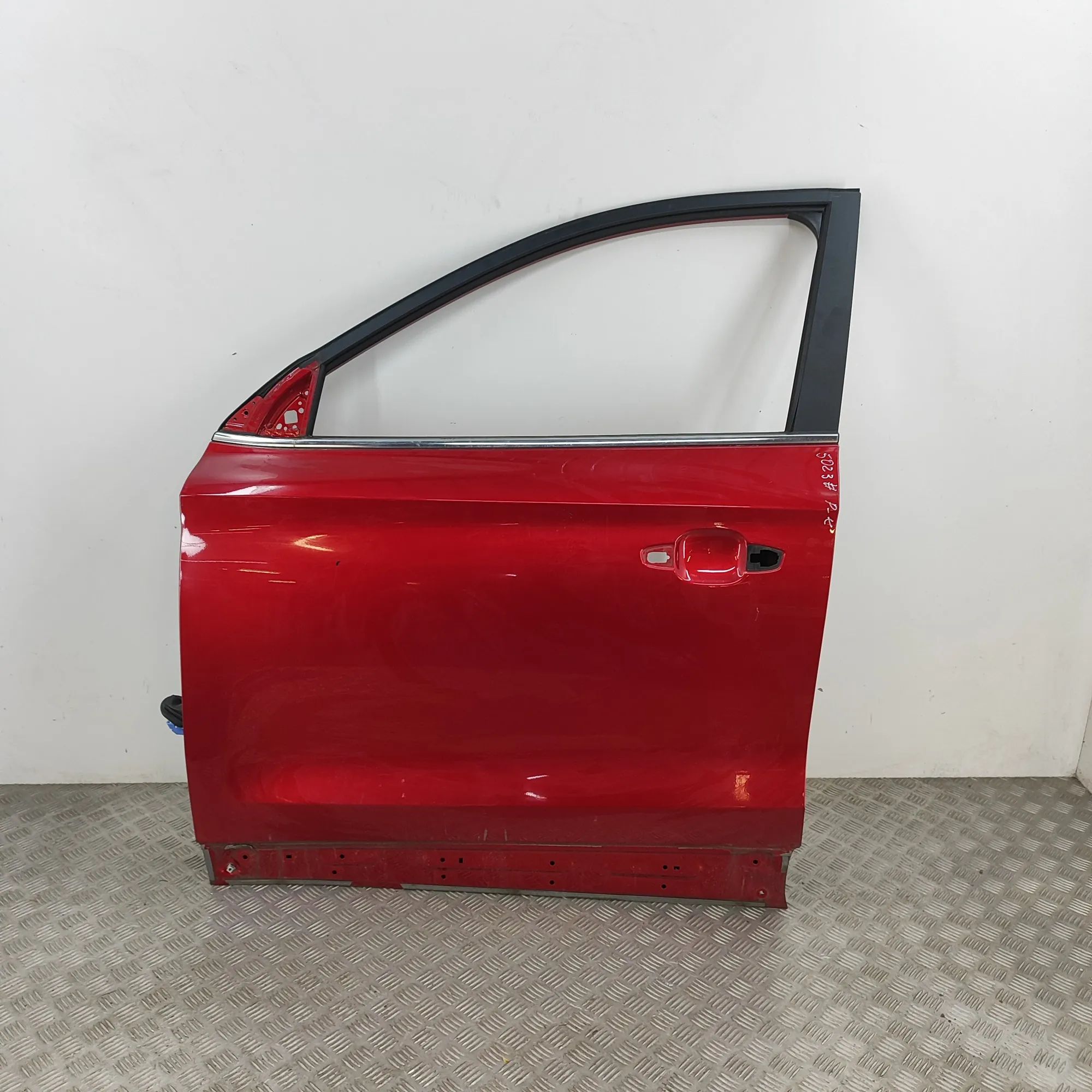MG ZS Front Left Door 10322109 Front Left Door MG ZS (SUV) (2017-...)...