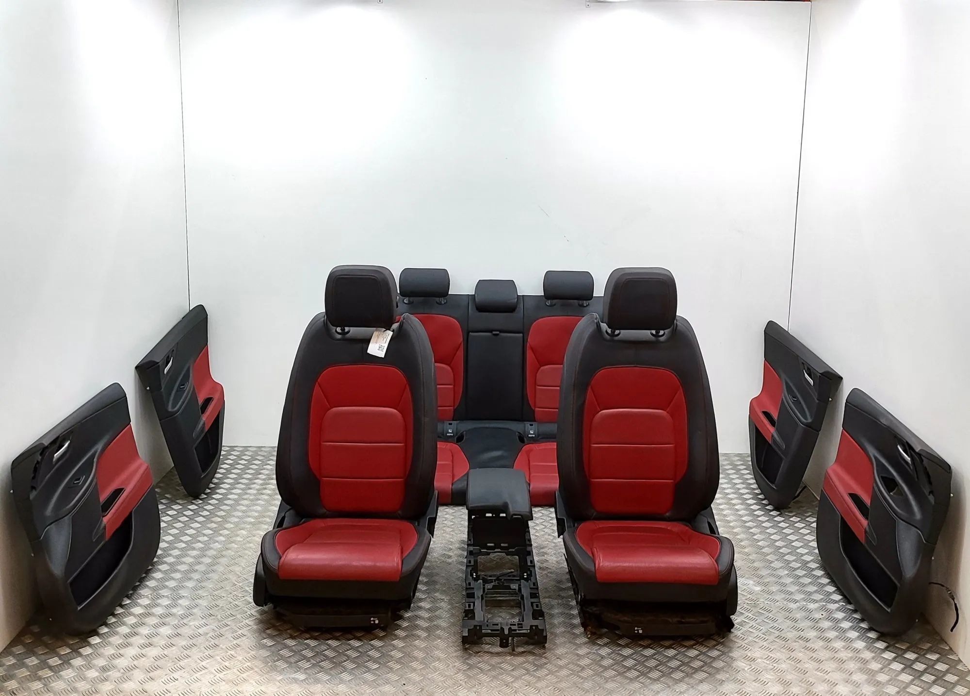 Jaguar XE Interior Seats W/ Door Cards Kit GX73-23713-CAW, GX73-23713-DAW, GX73-23713-AAW,...