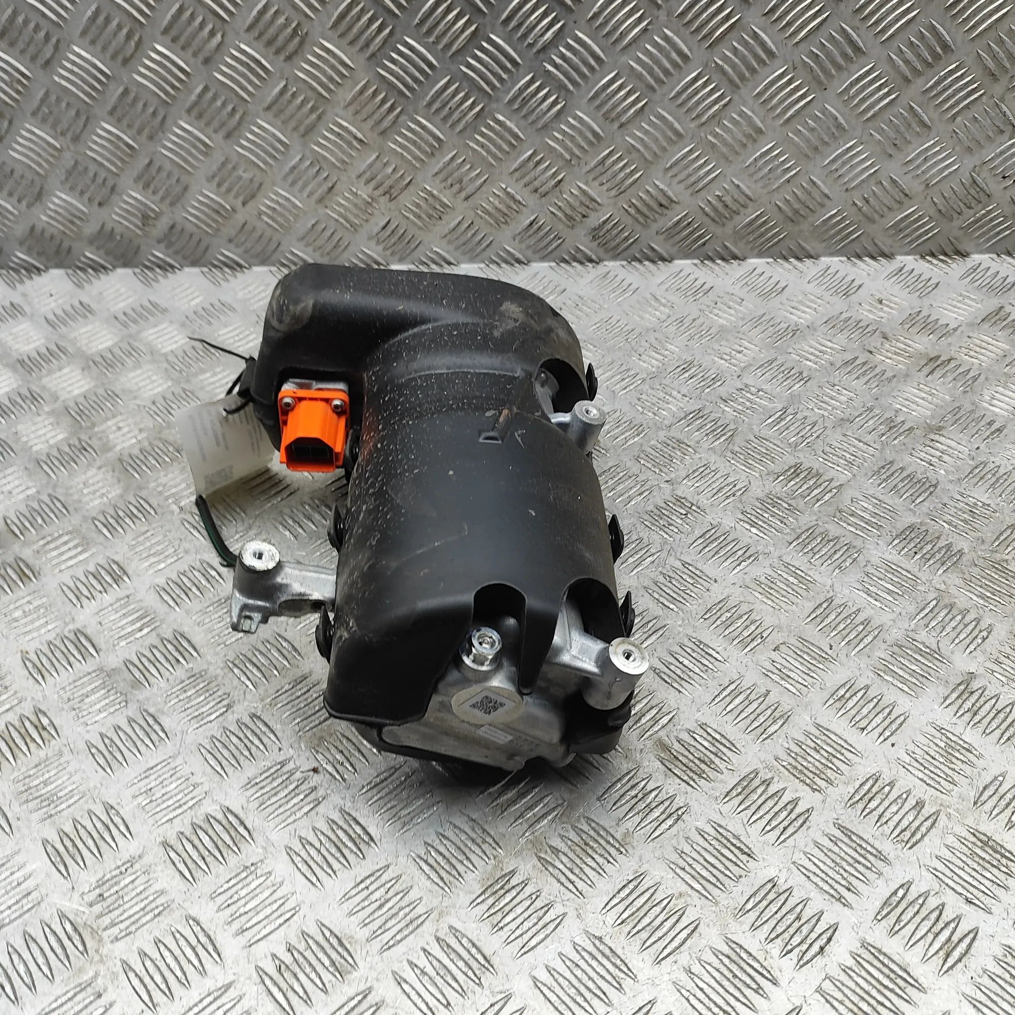 Tesla Model Y Air Condition A/C Pump 1501256-00-M, 042400-1379, 1916726-00-C Air Con...