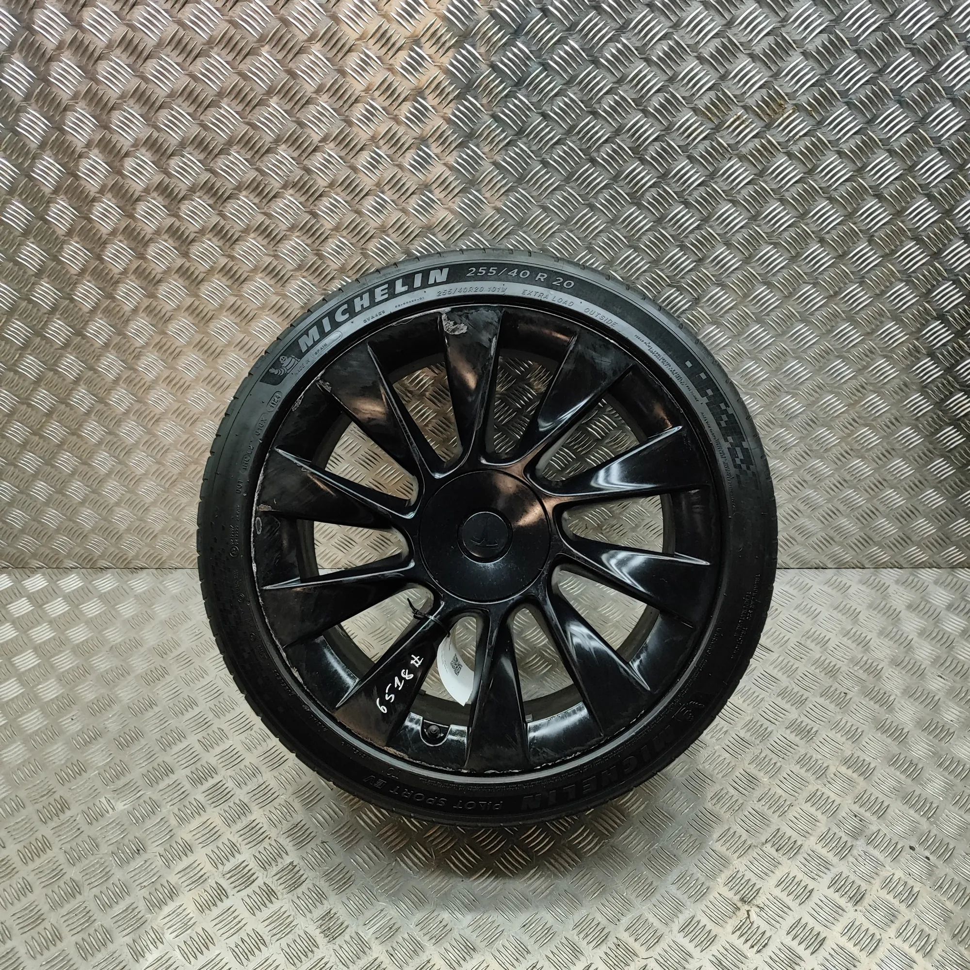 Tesla Model Y Alloy Wheel 1188223-00-C Alloy Wheel TESLA MODEL Y (2019-.....
