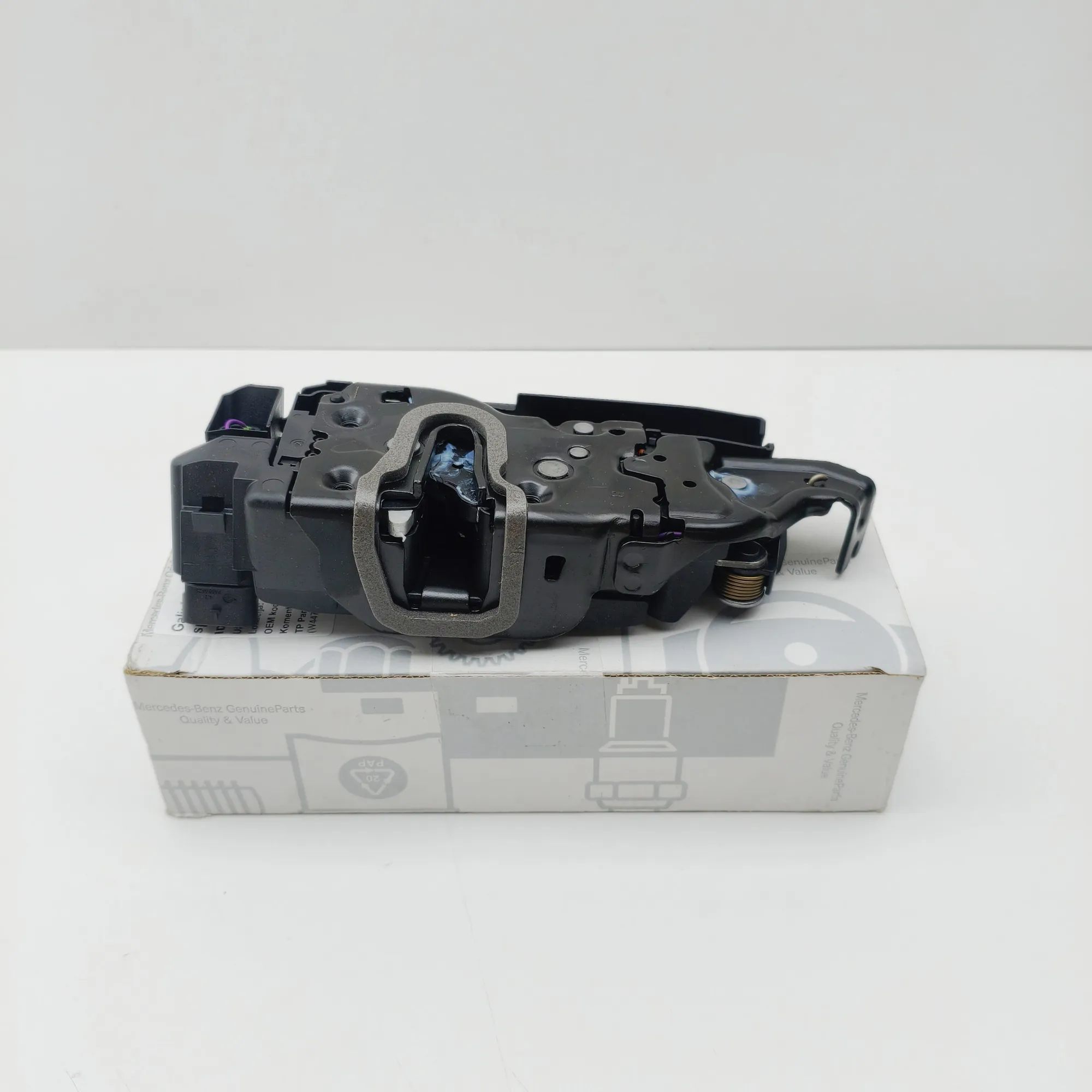 Mercedes-Benz V / Vito / EQV (W447) Rear Right Door Lock A4477301002 Rear Right Door Lock MERCEDES-BENZ ...