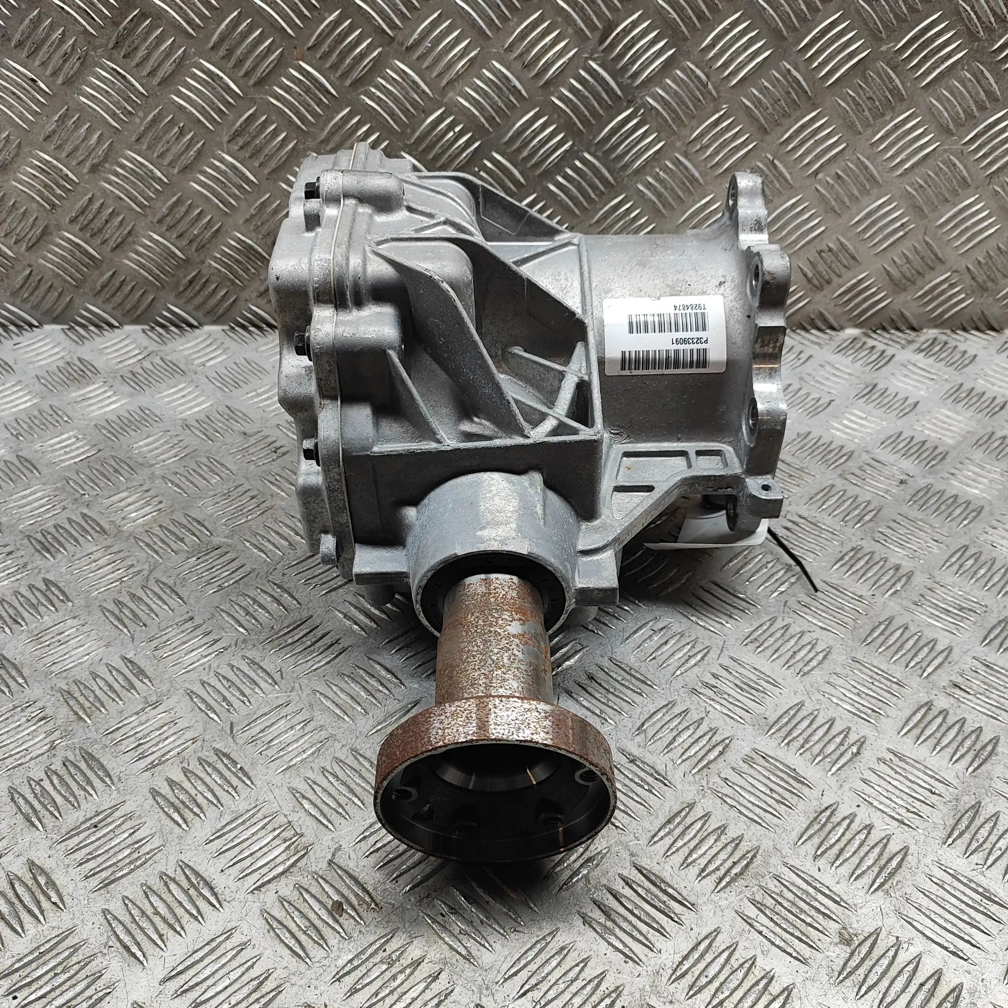 Volvo XC90 etutasauspyörästö 32339091 Front Differential VOLVO XC90 (II) (20...