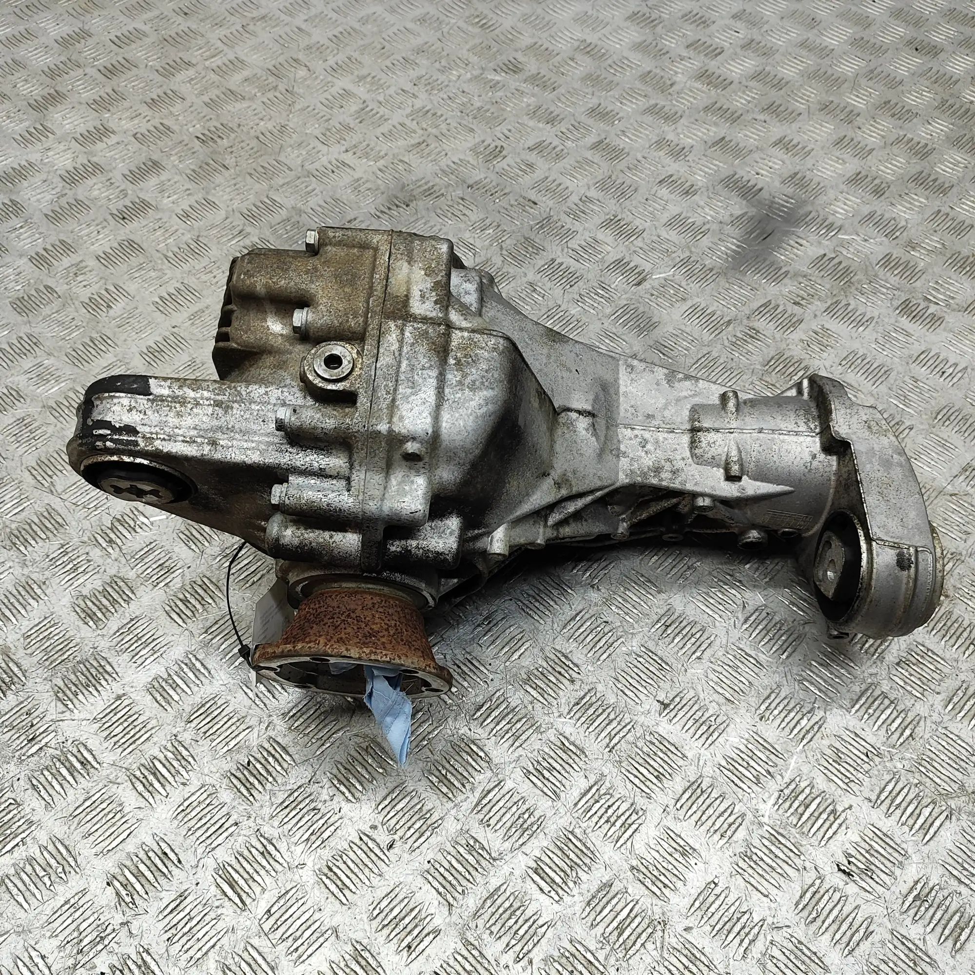 Volkswagen Amarok front differential 0C1409506B Front Differential VW AMAROK (2H_, S...