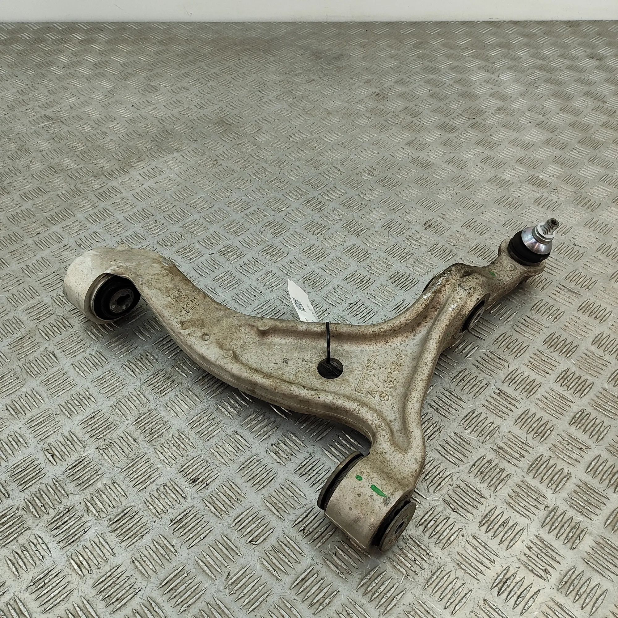 Mercedes-Benz GLE (W167) Front Right Lower Control Arm A1673300800 Front Right Lower Control Arm MERCE...