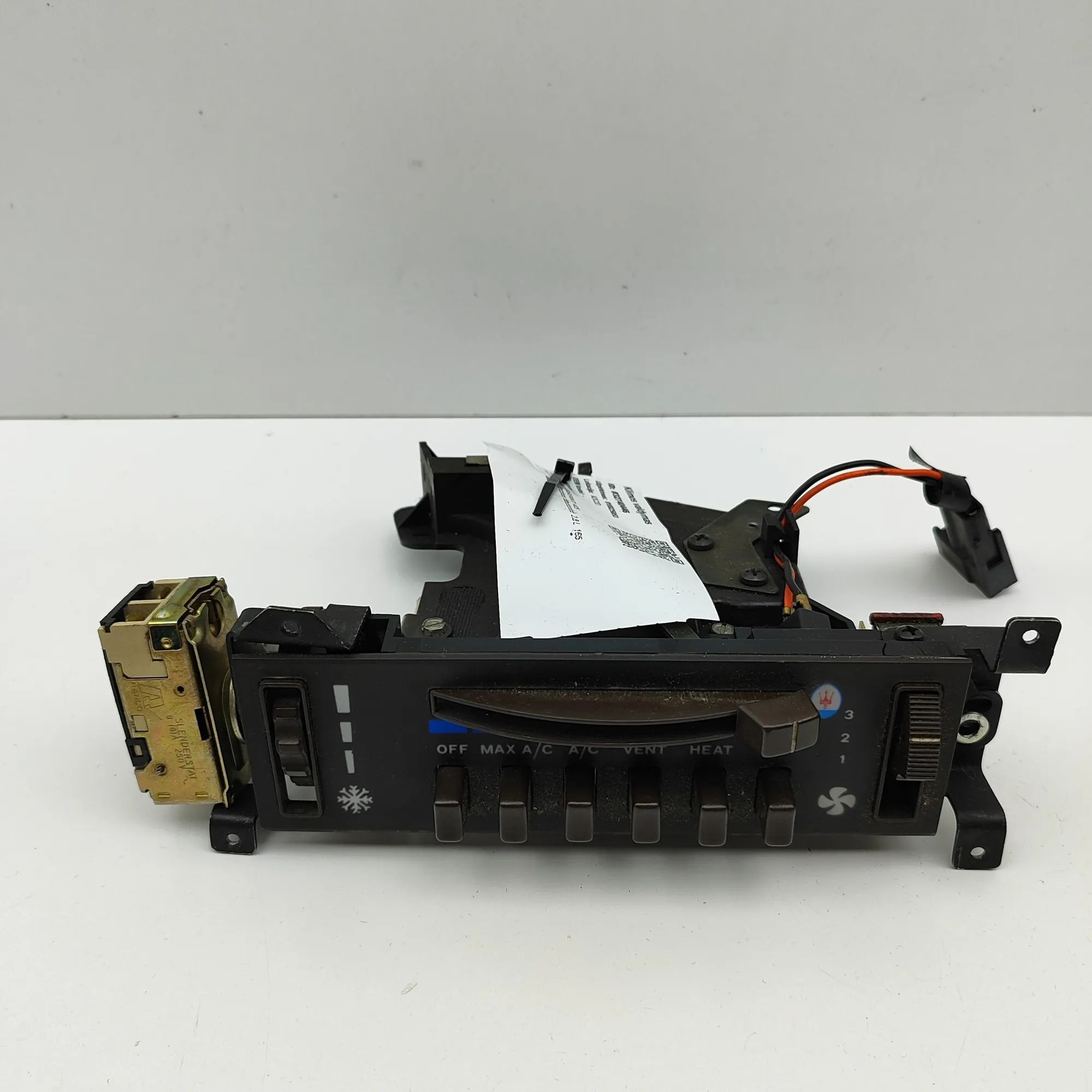 Maserati Biturbo (2, 4, Spyder, Karif) Climate control unit 2583-501 Climate Control Unit MASERATI 425 (198...