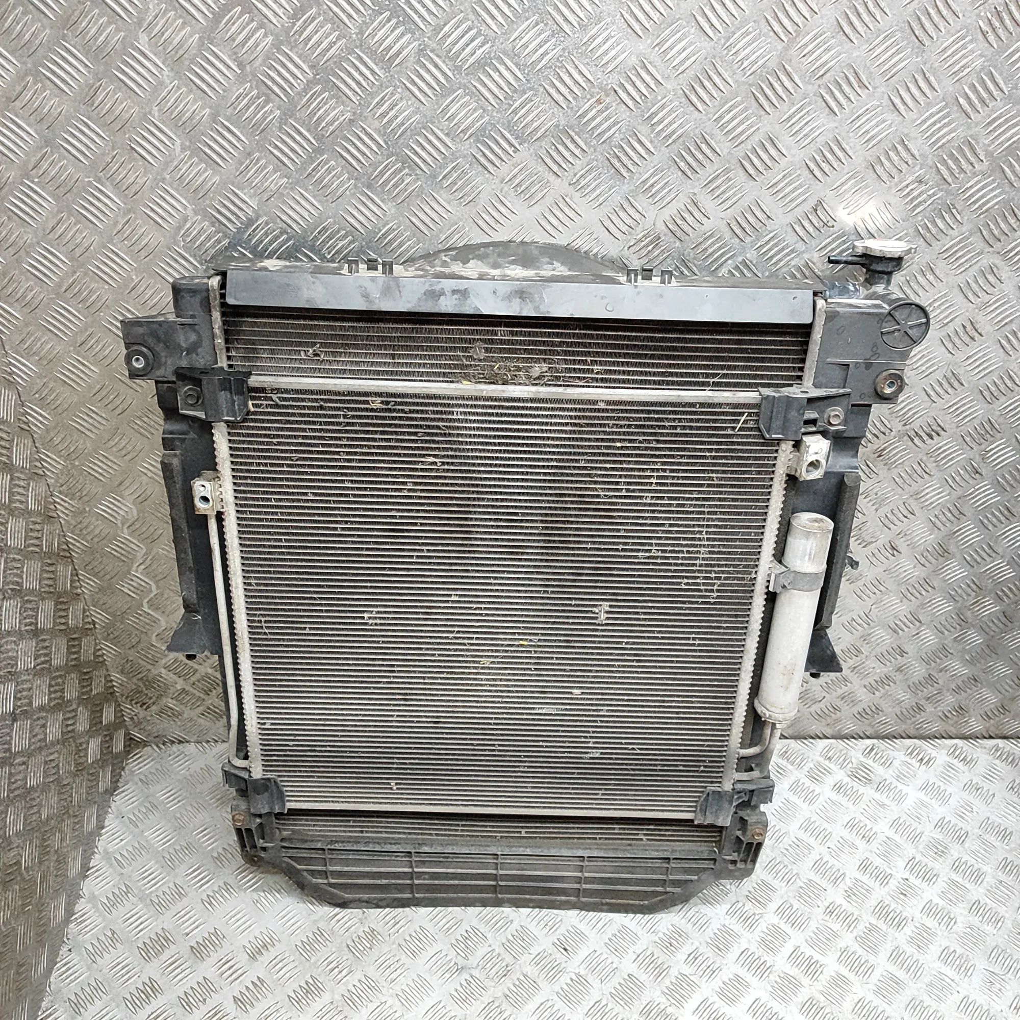 Mitsubishi Eclipse Cross Cooling Radiator Pack 7812A292, 1350A807 Cooling Radiator Pack MITSUB...