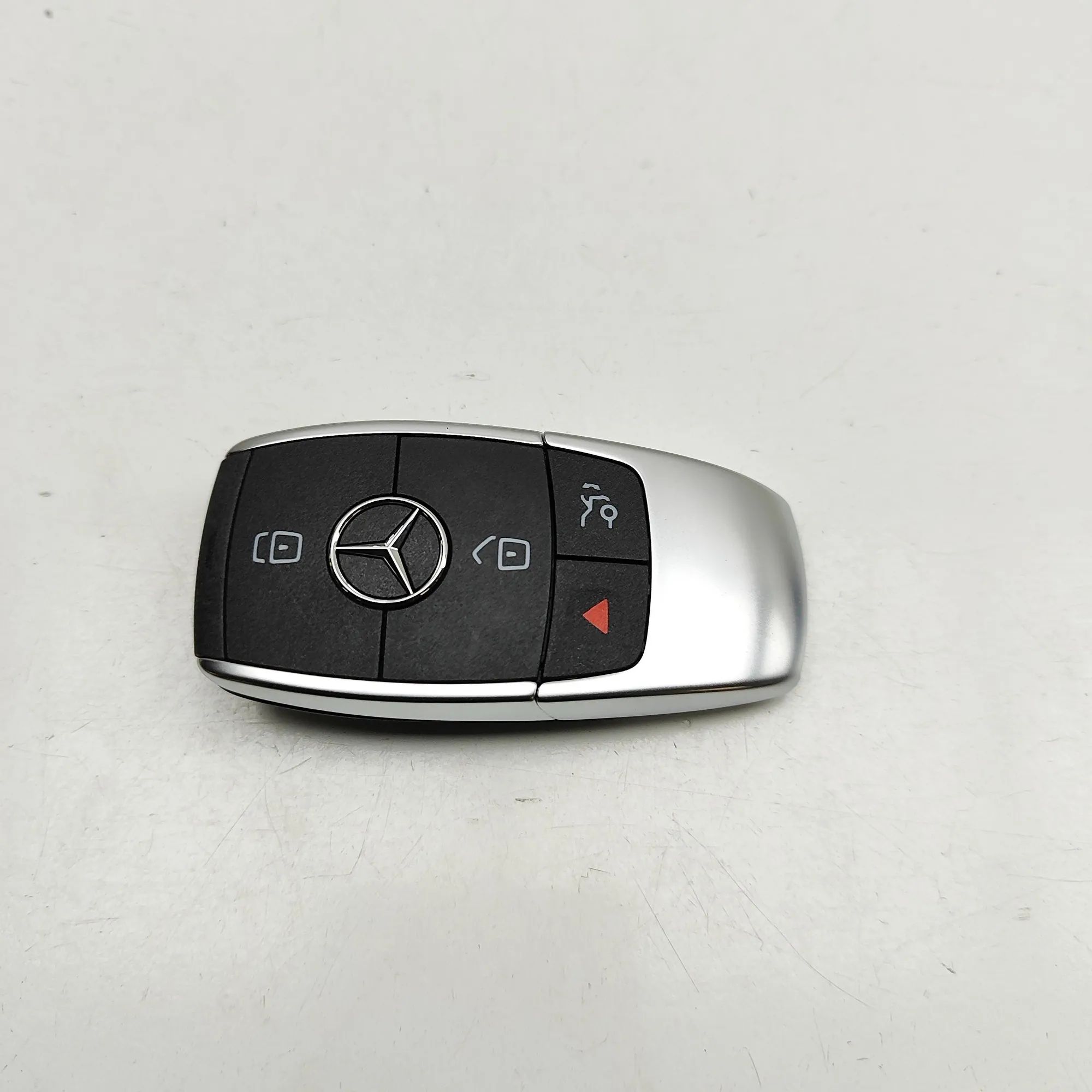 Mercedes-Benz A (W176) Virta-avain A2059051820 Ignition Key MERCEDES-BENZ C-CLASS ...