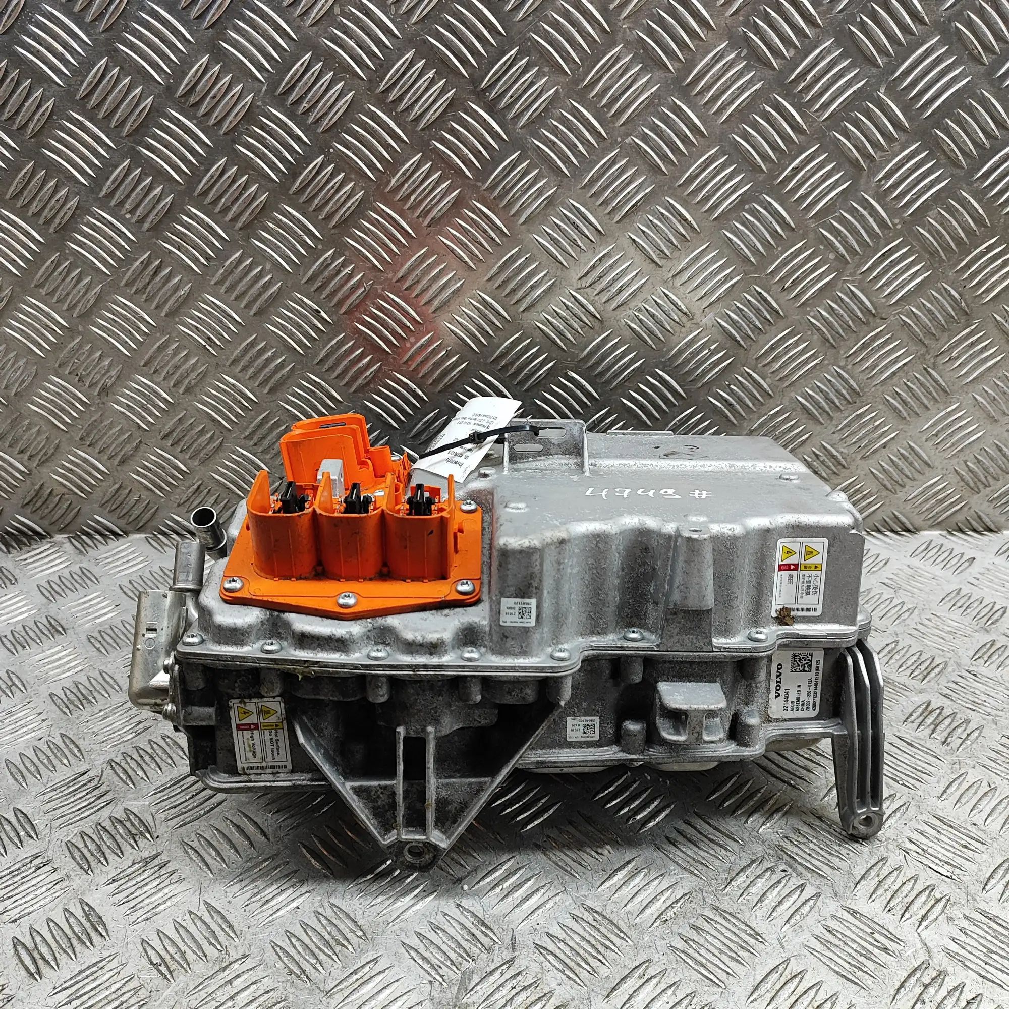 Volvo S90 Invertteri 32144041 Inverter VOLVO S90 (II) (2016-...)

Pa...