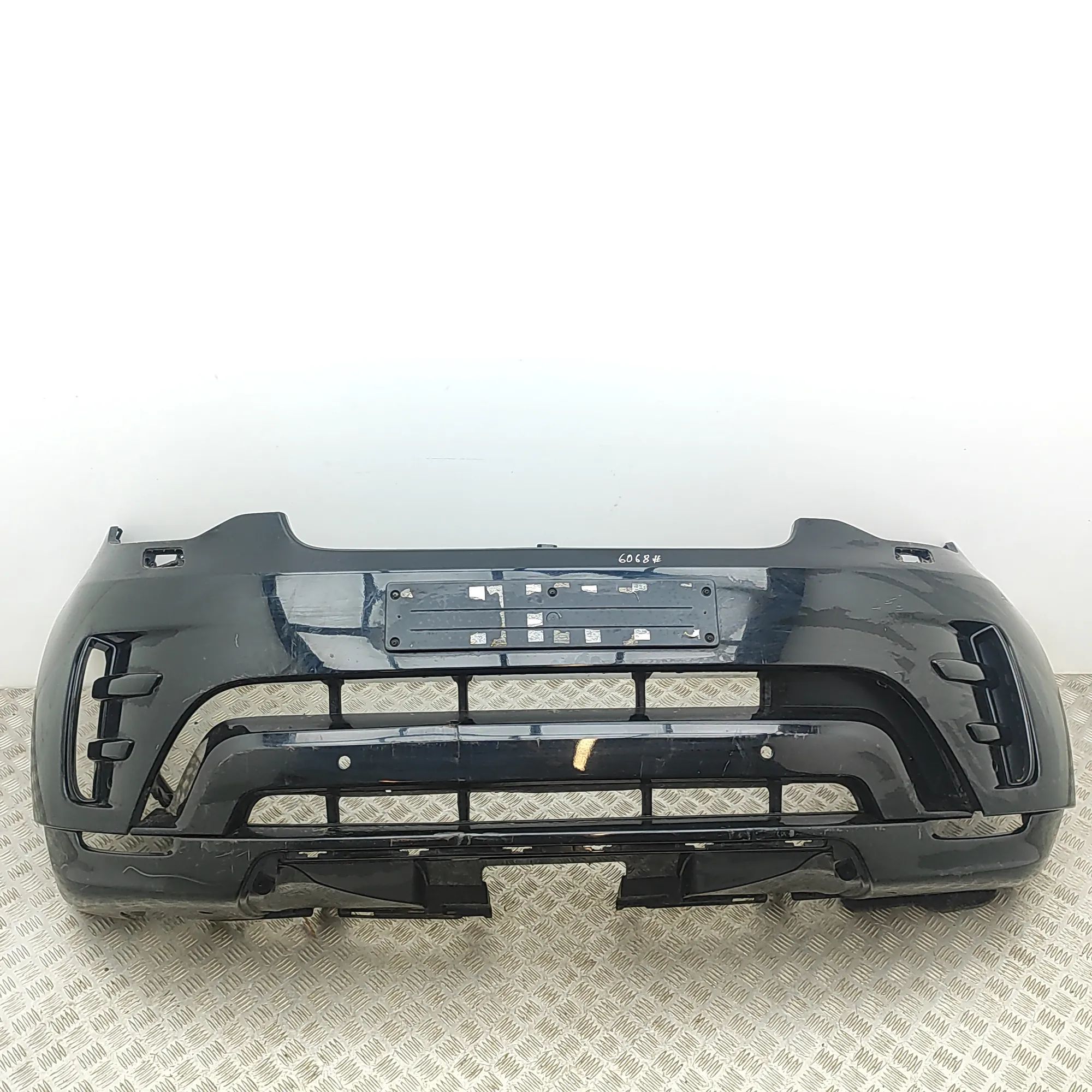 Land Rover Discovery front bumper HY32-17F003-AAW Front Bumper LAND ROVER DISCOVE...