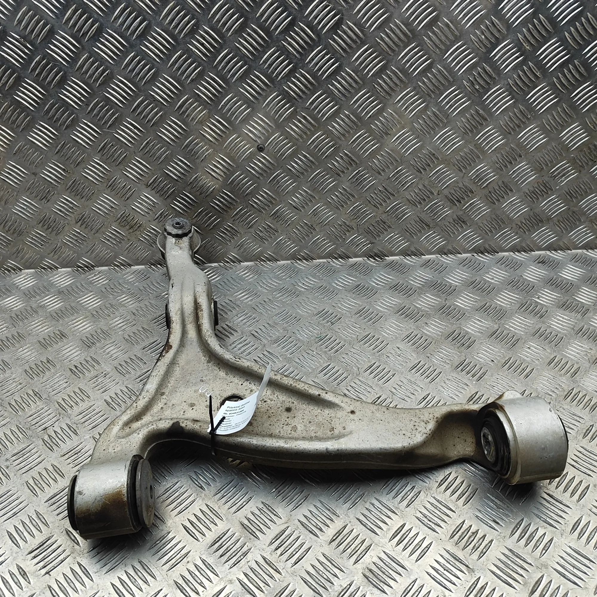Mercedes-Benz GLE (W167) Front Right Lower Control Arm A1673300800 Front Right Lower Control Arm MERCE...