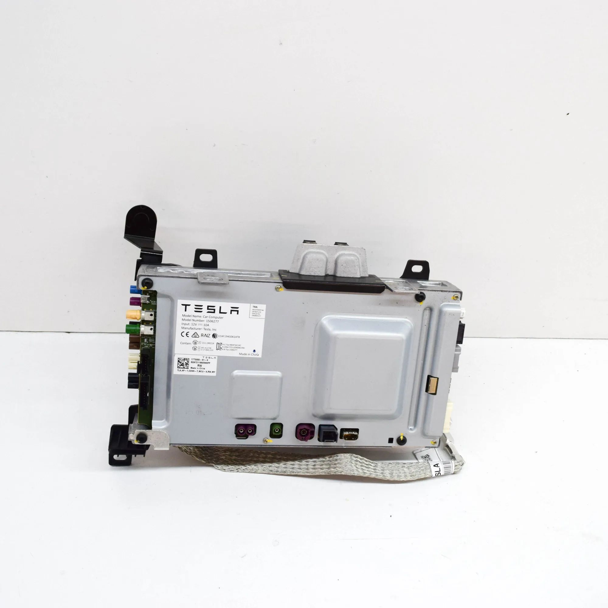Tesla Model Y Other Control Units 1775000-91-K Other Control Units TESLA MODEL Y ...