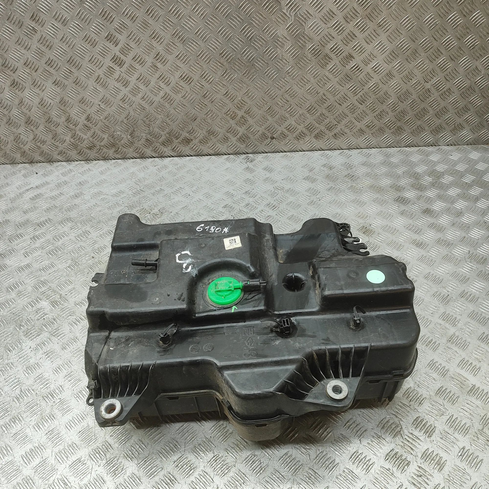 Renault Trafic Adblue paak  93460228, 208S39427R, 4113301AA AdBlue Tank REN...