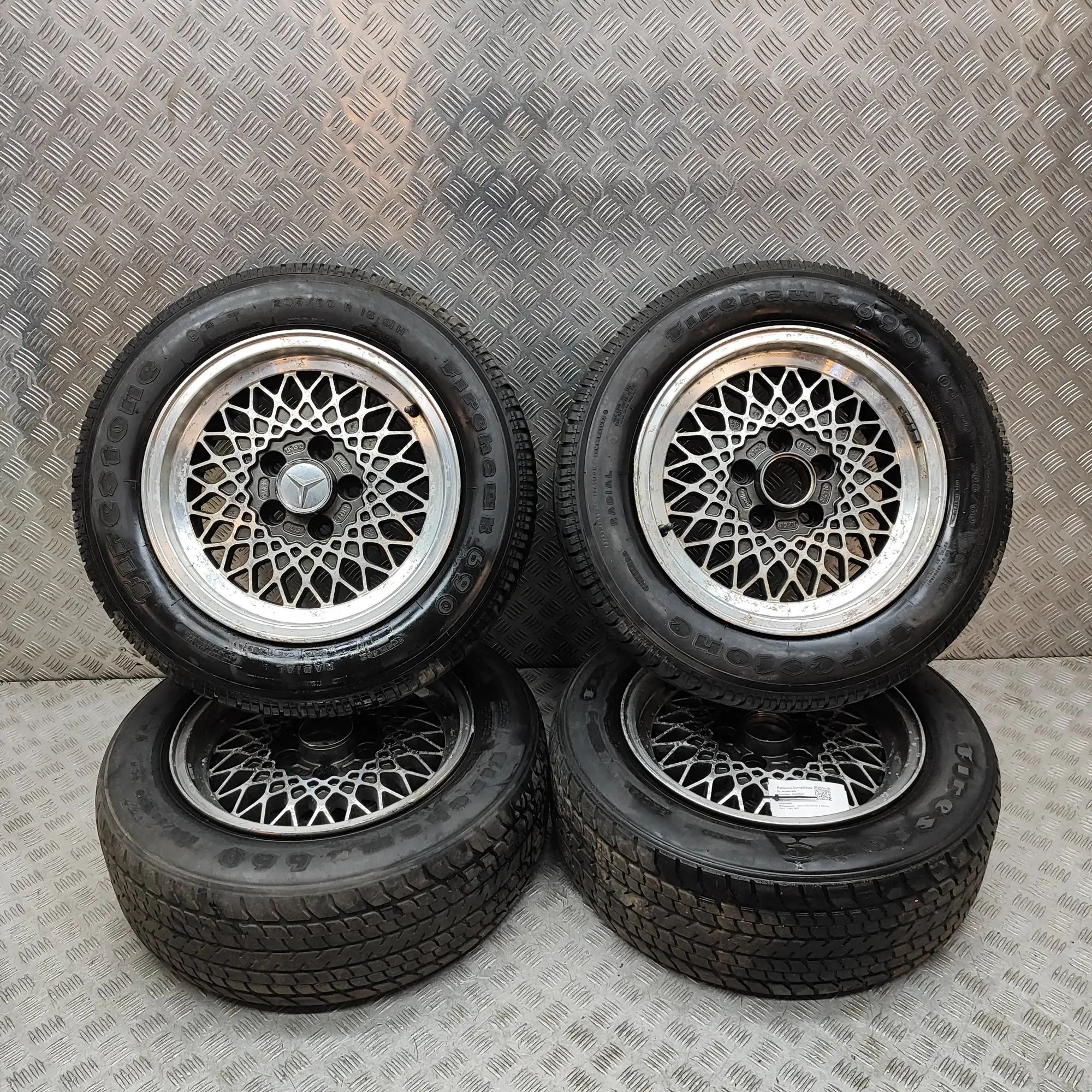 Mercedes-Benz 200 - 500 / E (W124) Alloy Wheel Set KBA40990 Alloy Wheel Set MERCEDES-BENZ E-CLASS ...