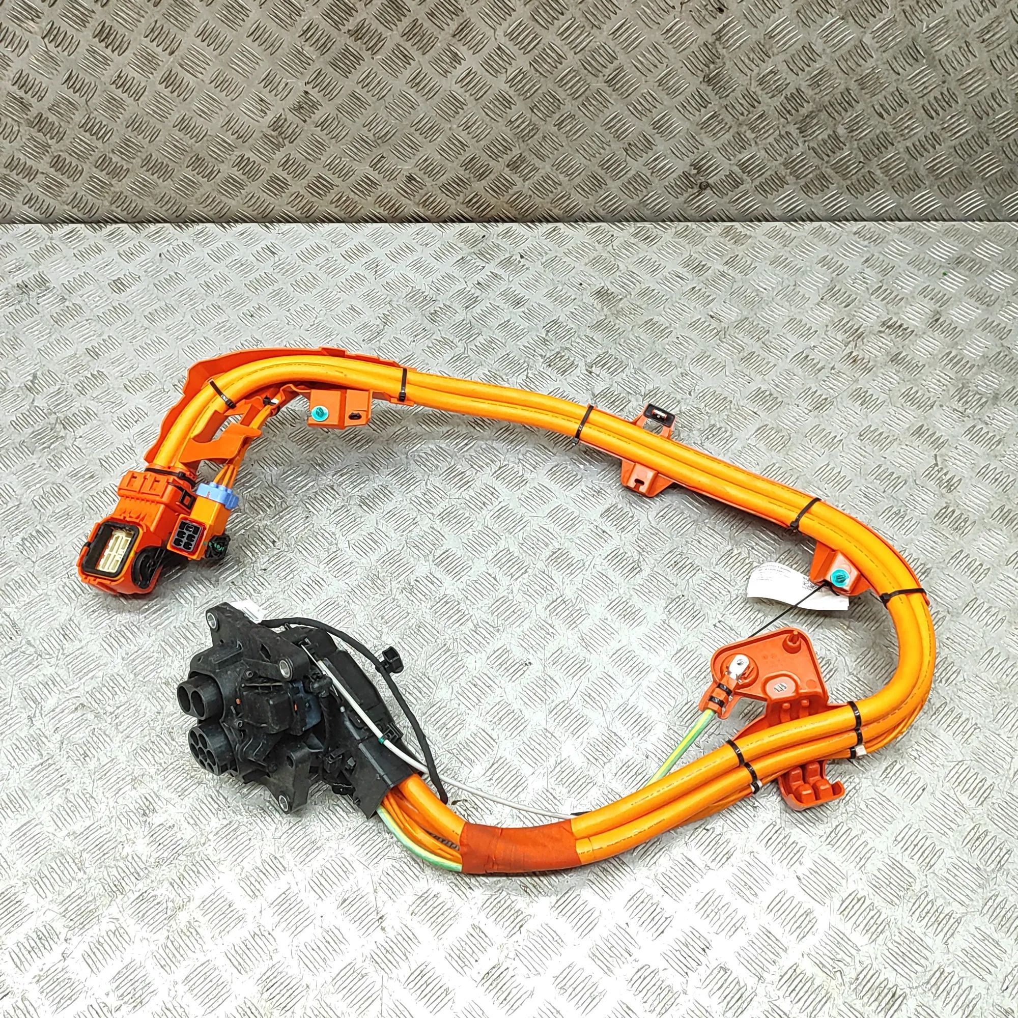 Tesla Model 3 Battery Charging Cable 1450520-00-C, 1145043-00-E, 1144803-00-F Batter...