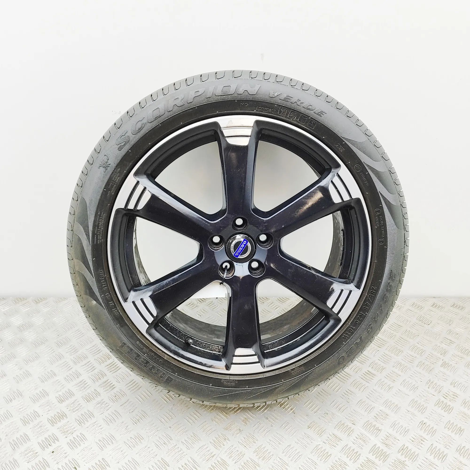 Volvo XC60 Alloy Wheel 31399388 Alloy Wheel VOLVO XC60 (2008-2017)

Pa...