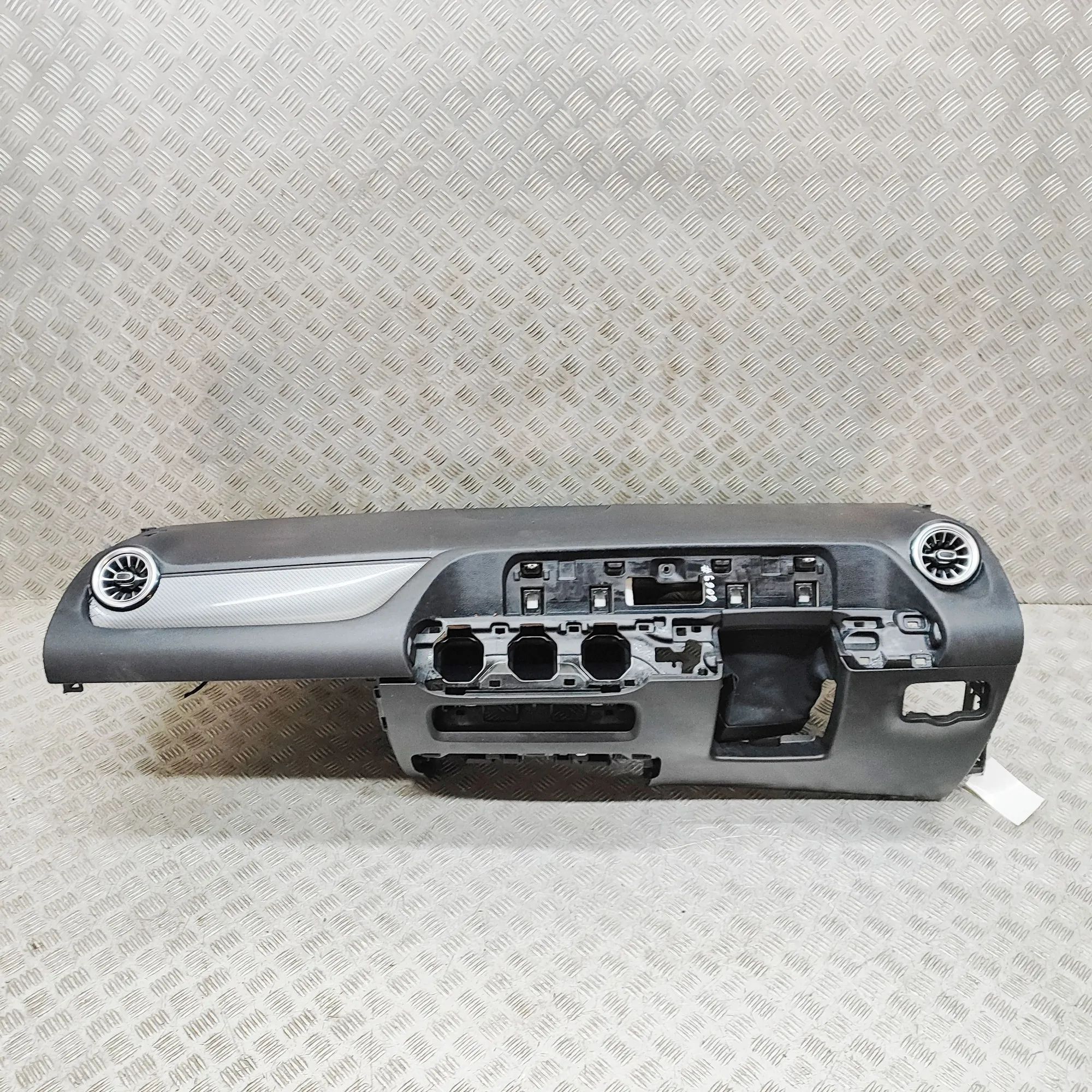 Mercedes-Benz GLA / EQA (H247) Dashboard A2476808600 Dashboard MERCEDES-BENZ GLA (H247) ...
