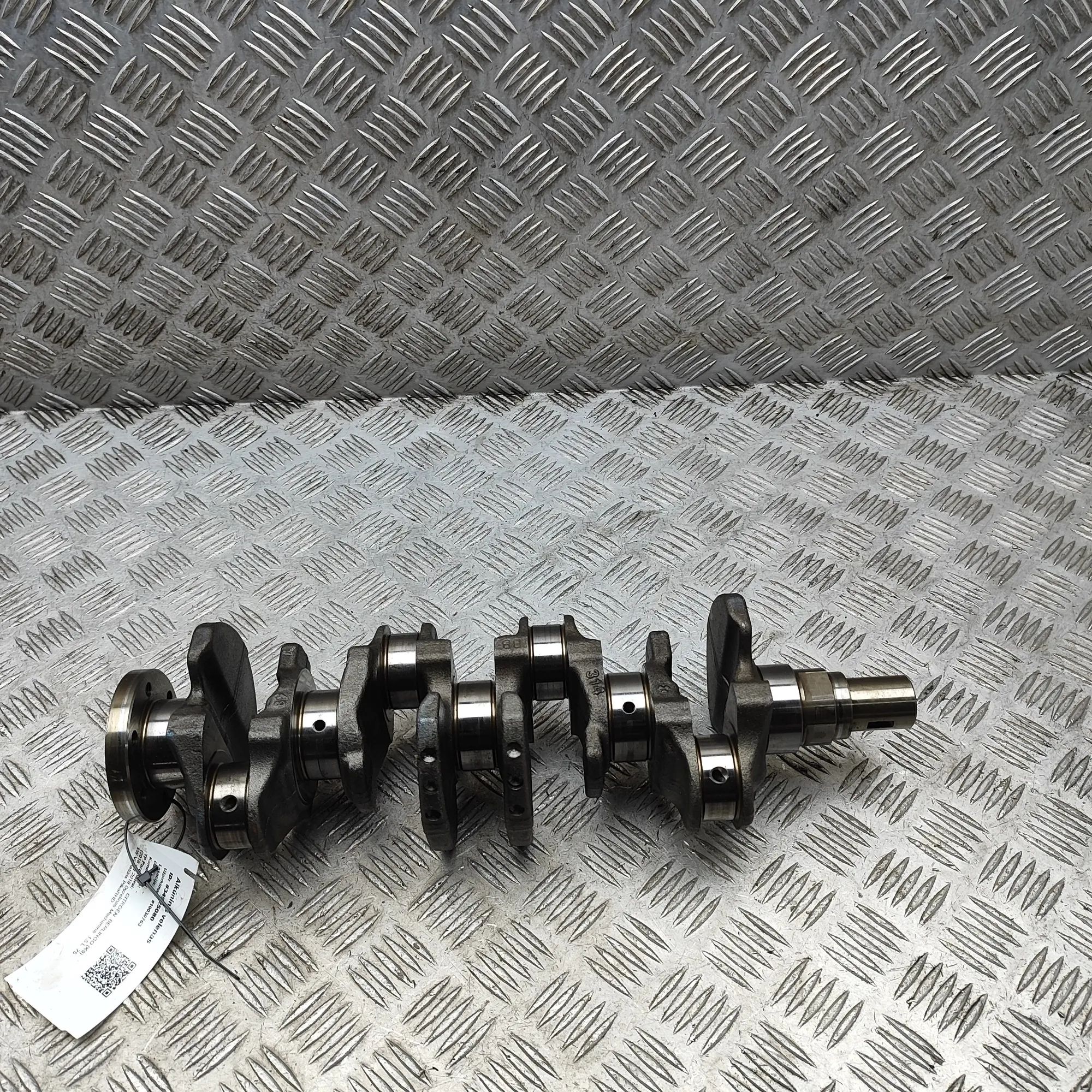 Citroen Berlingo kampiakseli 9827306980 Crankshaft CITROËN BERLINGO (K9) (20...
