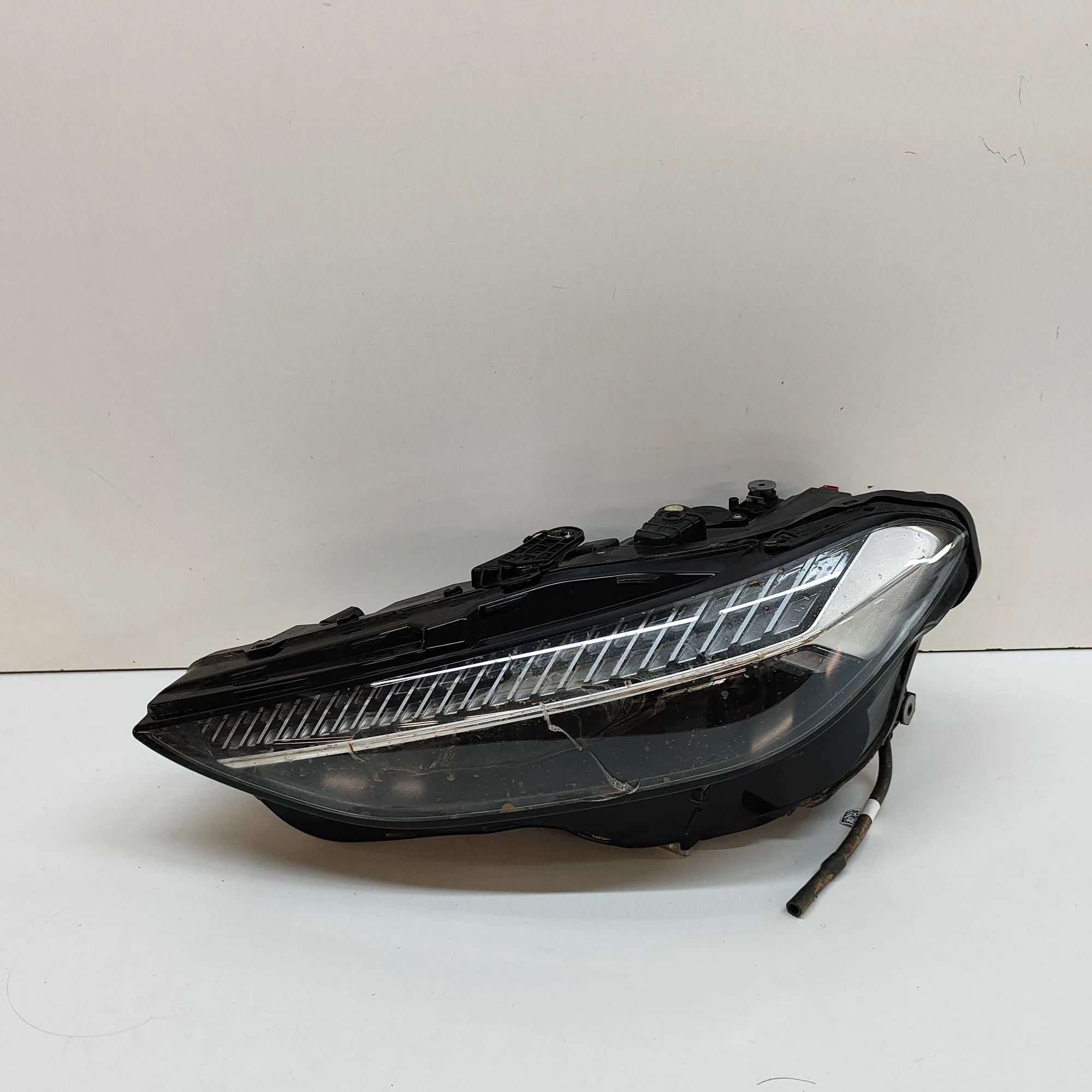 Audi A5 (B10) Front Left Headlight 8B3941035AA Front Left Headlight AUDI A5 (Avant...