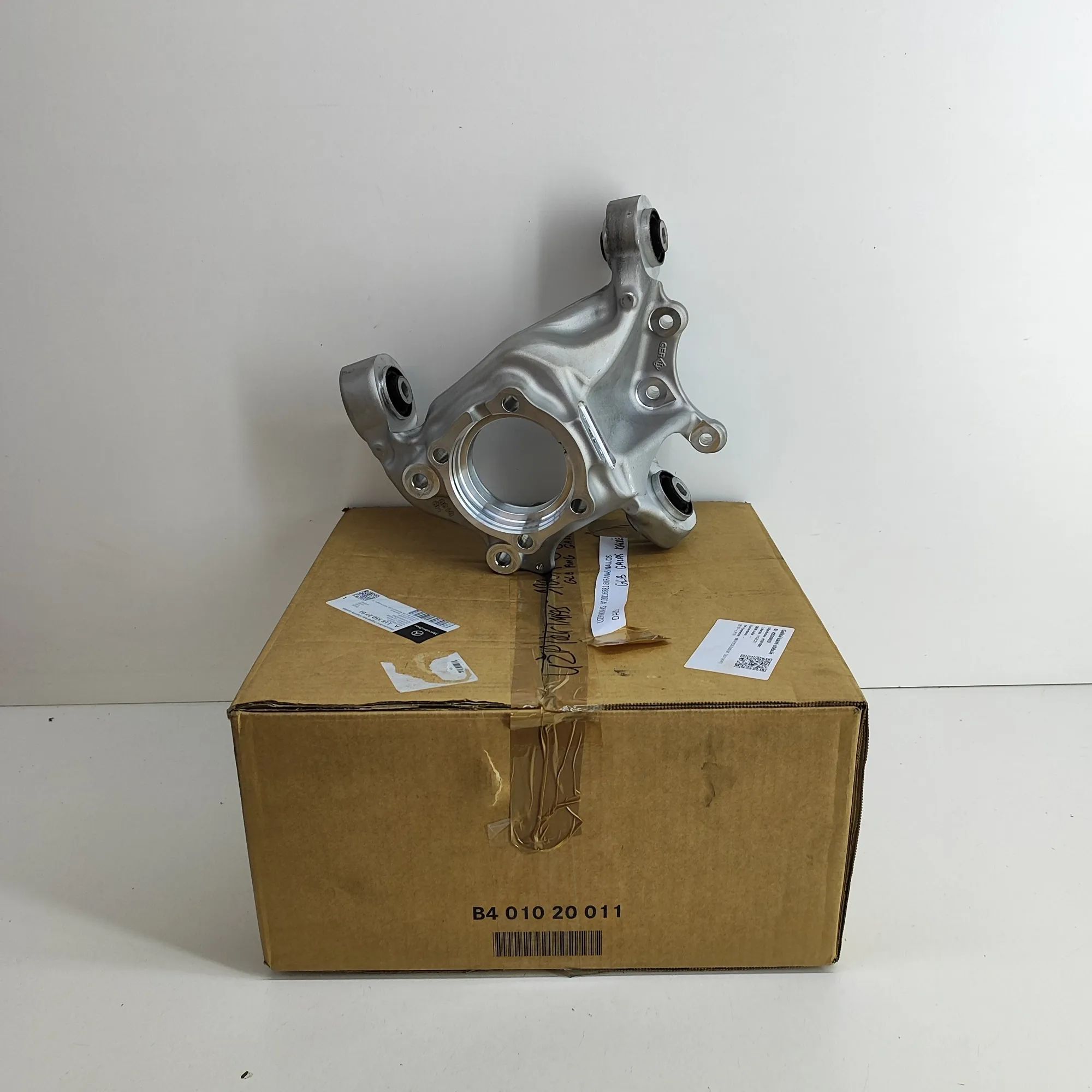 Mercedes-Benz GLB / EQB (X247) Rear Left Wheel Hub Spindle A1183502701 Rear Left Wheel Hub Spindle MERCEDE...