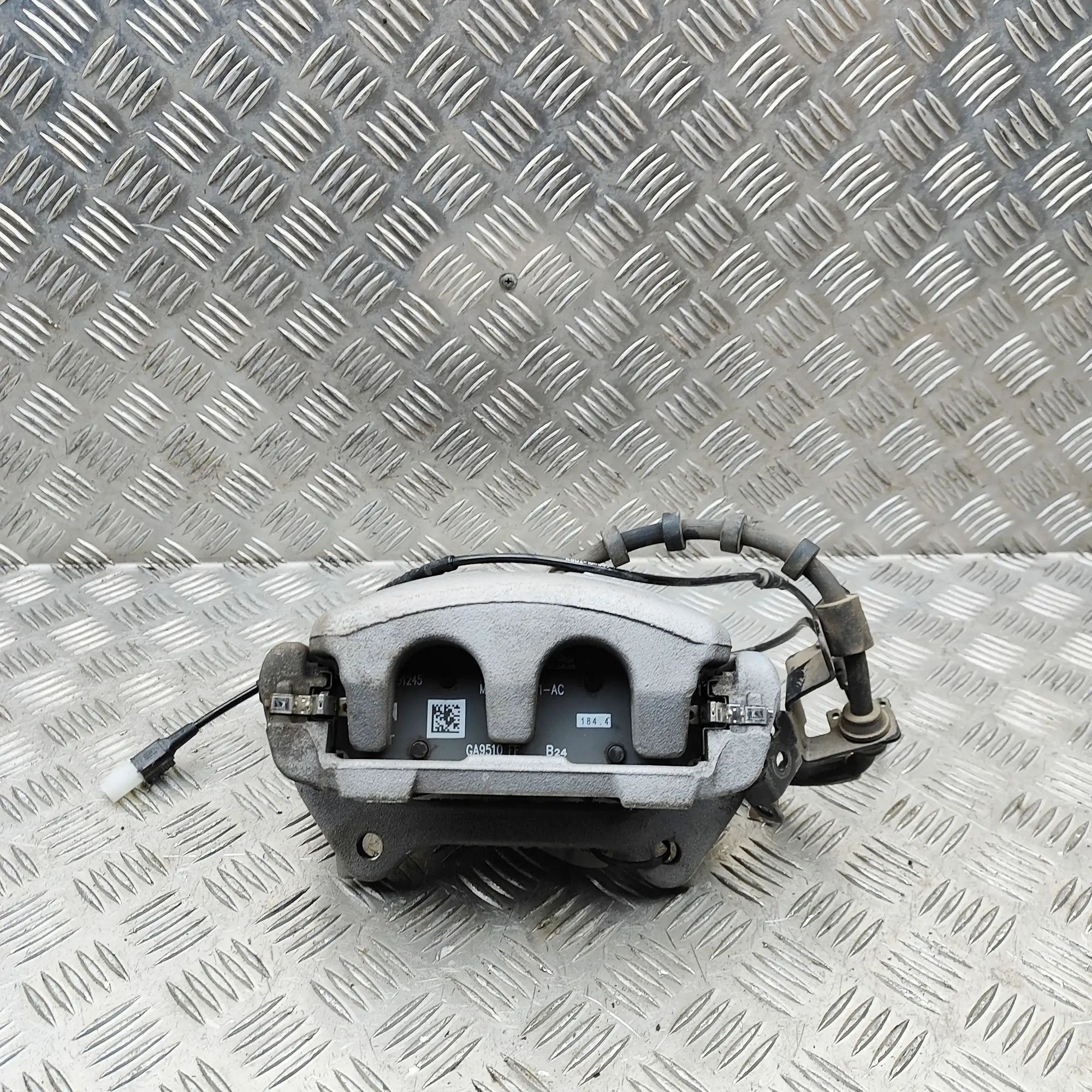 Land Rover Range Rover Evoque Front Left Brake Caliper M8D2-2B119-AC Front Left Brake Caliper LAND ROV...