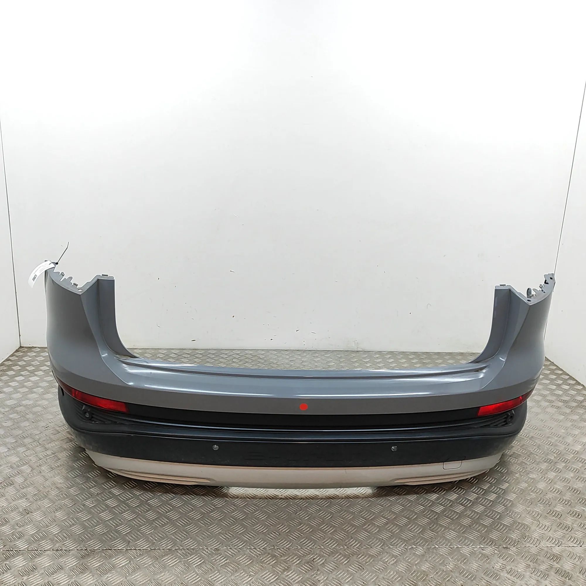 Audi Q4 e-tron rear bumper 89A807527D, 89A807527C Rear Bumper AUDI Q4 (SUV...