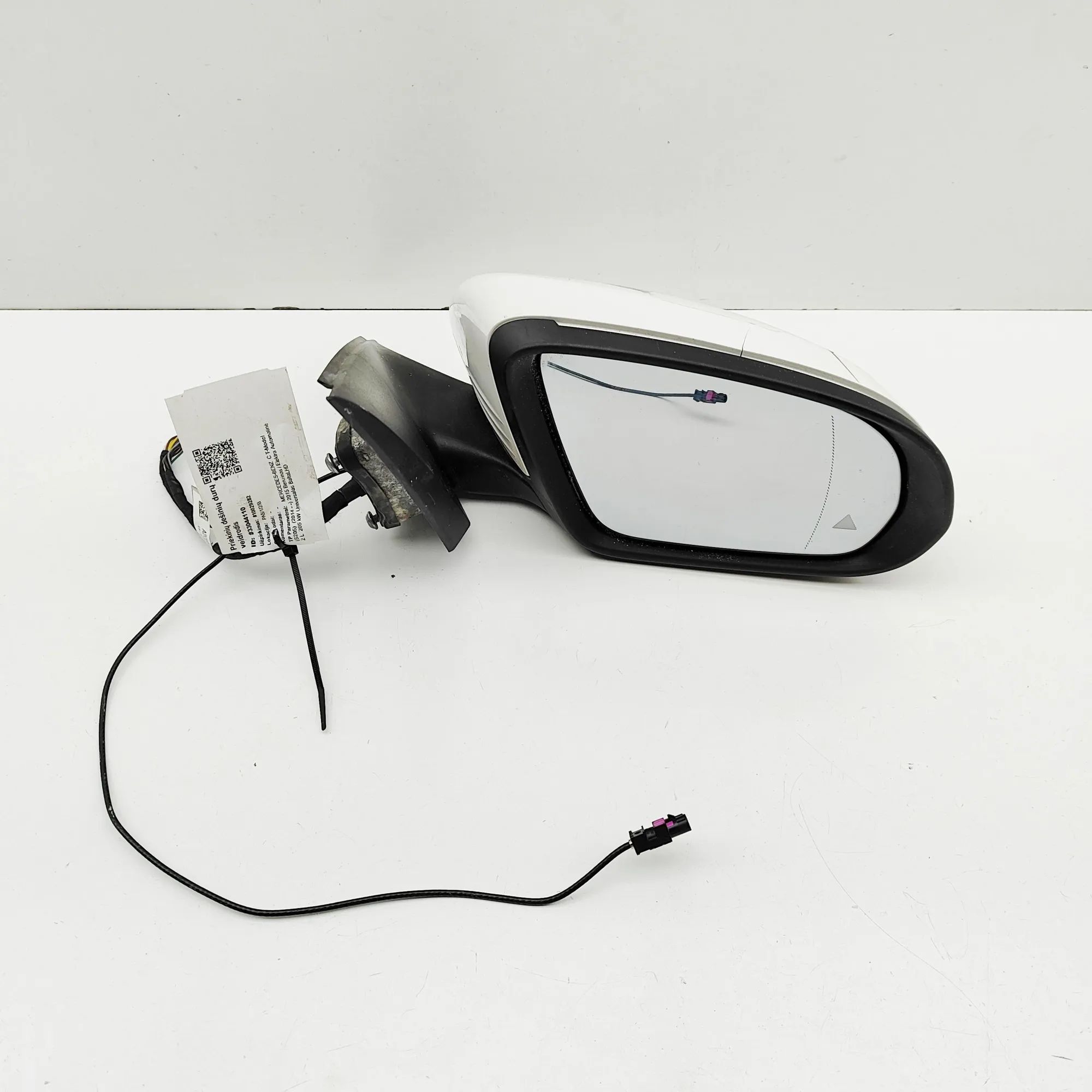 Mercedes-Benz A (W176) Right Side Wing Mirror A0998105200 Right Side Wing Mirror MERCEDES-BEN...