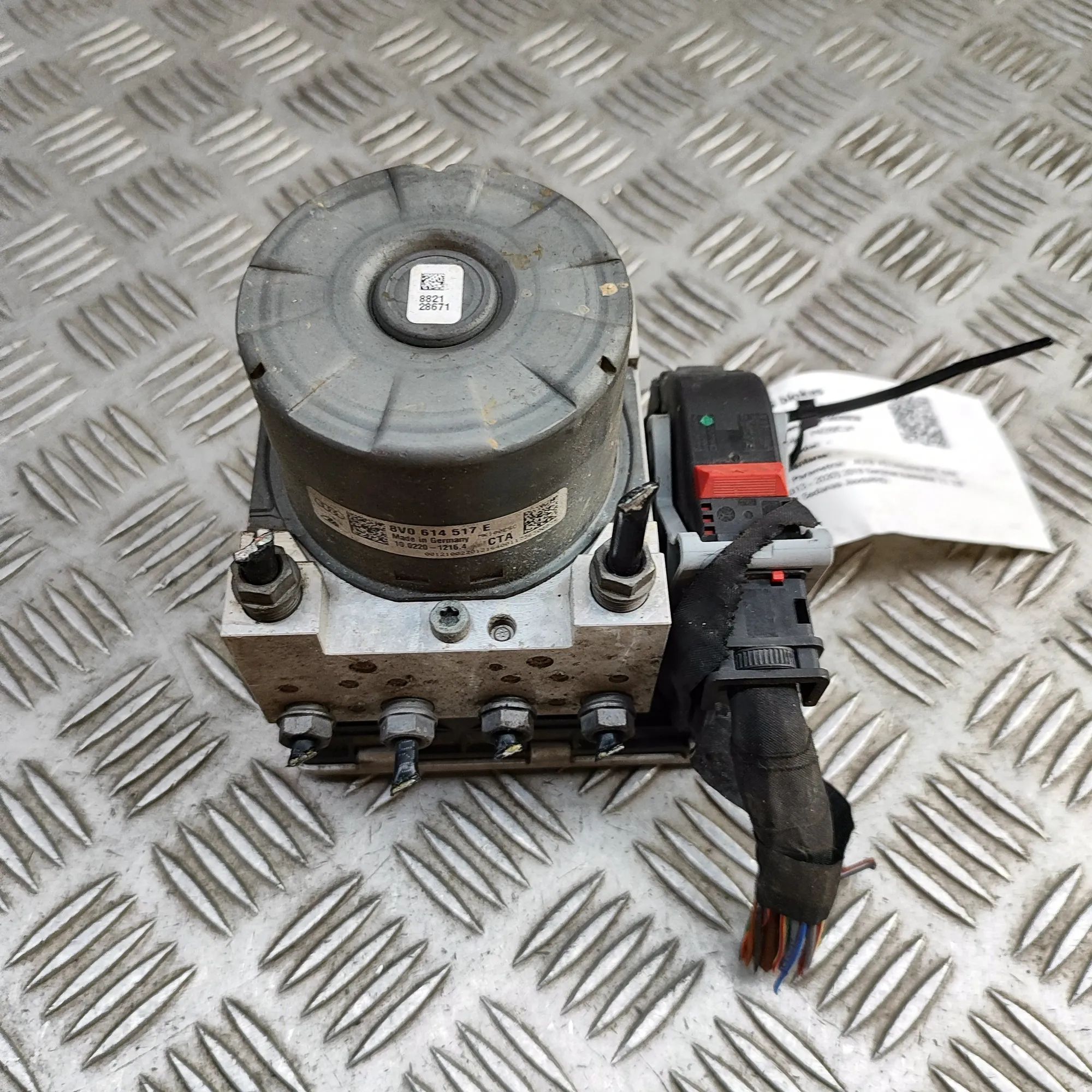 Audi A3 (8V) ABS Hydraulipumppu 8V0614517E ABS Pump AUDI A3 (Limousine 8VS, 8VM...