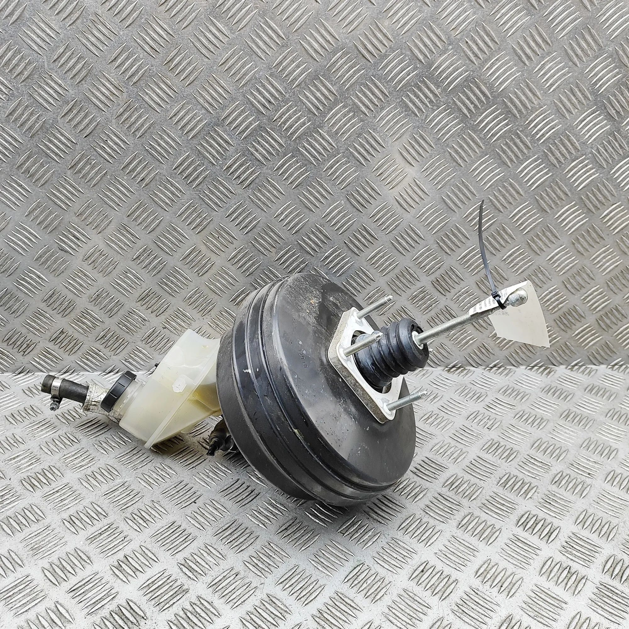 Ferrari California Brake Servo Booster 0204051971, 238982 Brake Servo Booster FERRARI ...