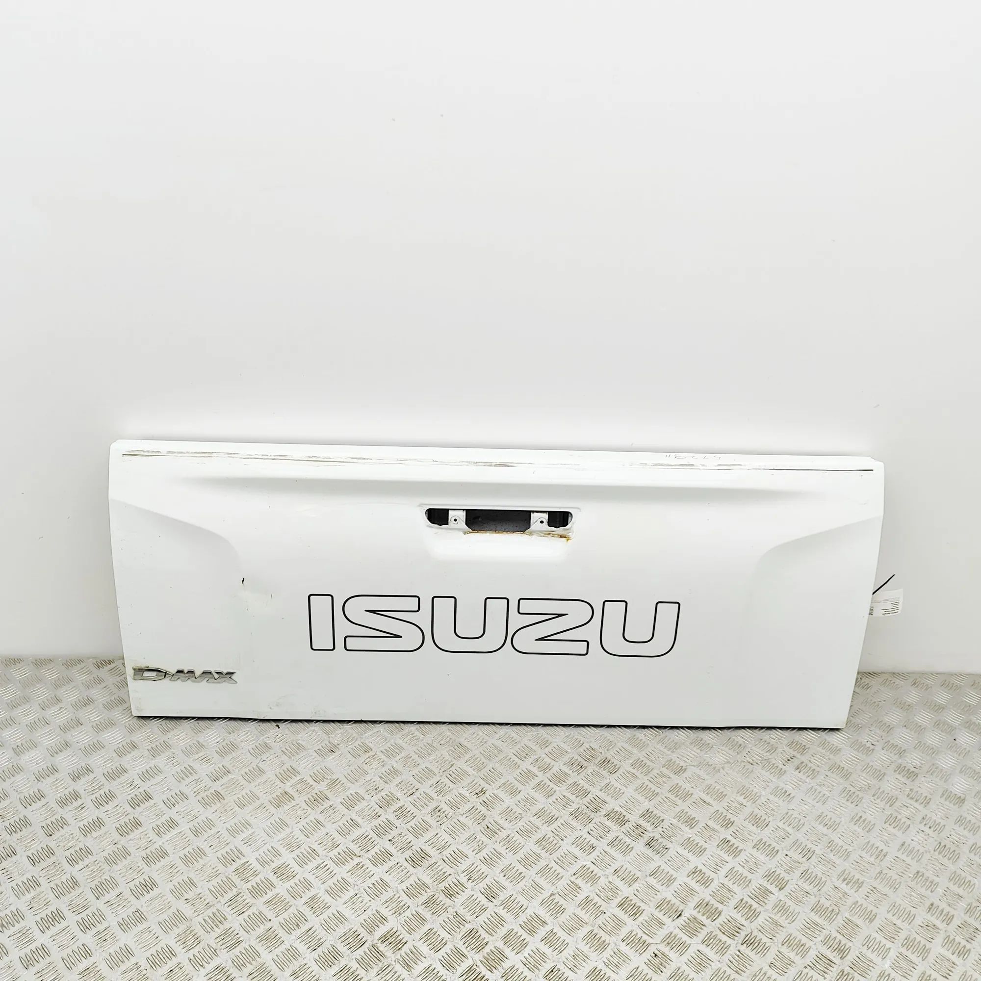 Isuzu  D-Max Tailgate Bootlid 8983860446, 8-98386-044-6 Tailgate Bootlid ISUZ...