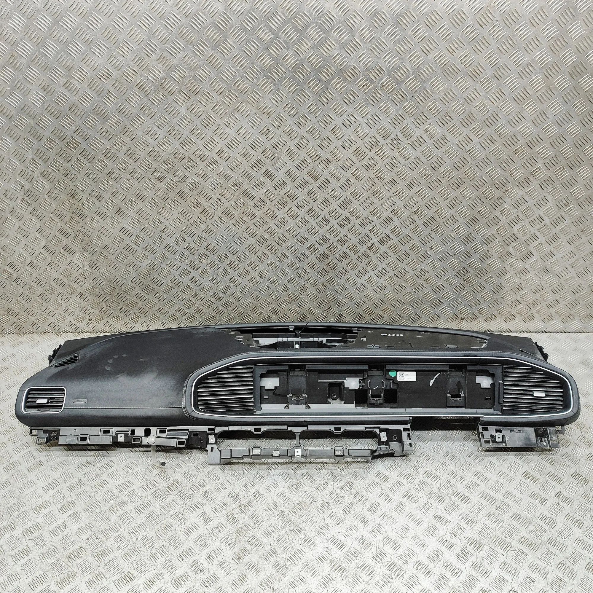 Mercedes-Benz GLE (W167) Dashboard A1676800101 Dashboard MERCEDES-BENZ GLE (W167) ...