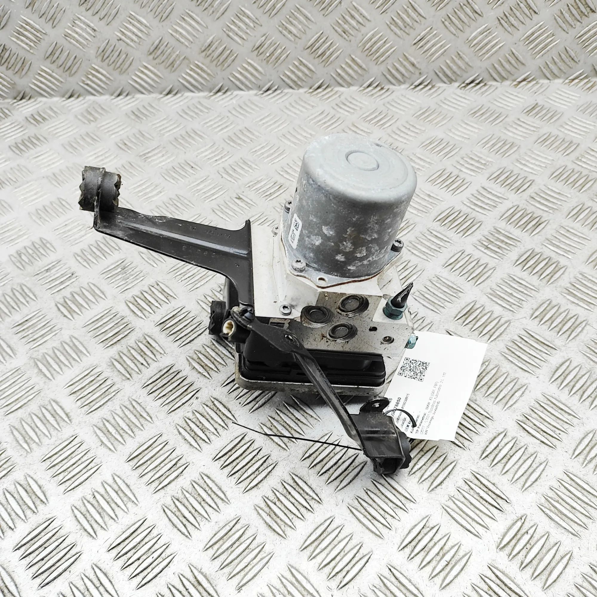 BMW X3 / iX3 (G01) ABS hydraulic pump 54088783A, 5A06E00 ABS Pump BMW X3 (G01, F97) (...