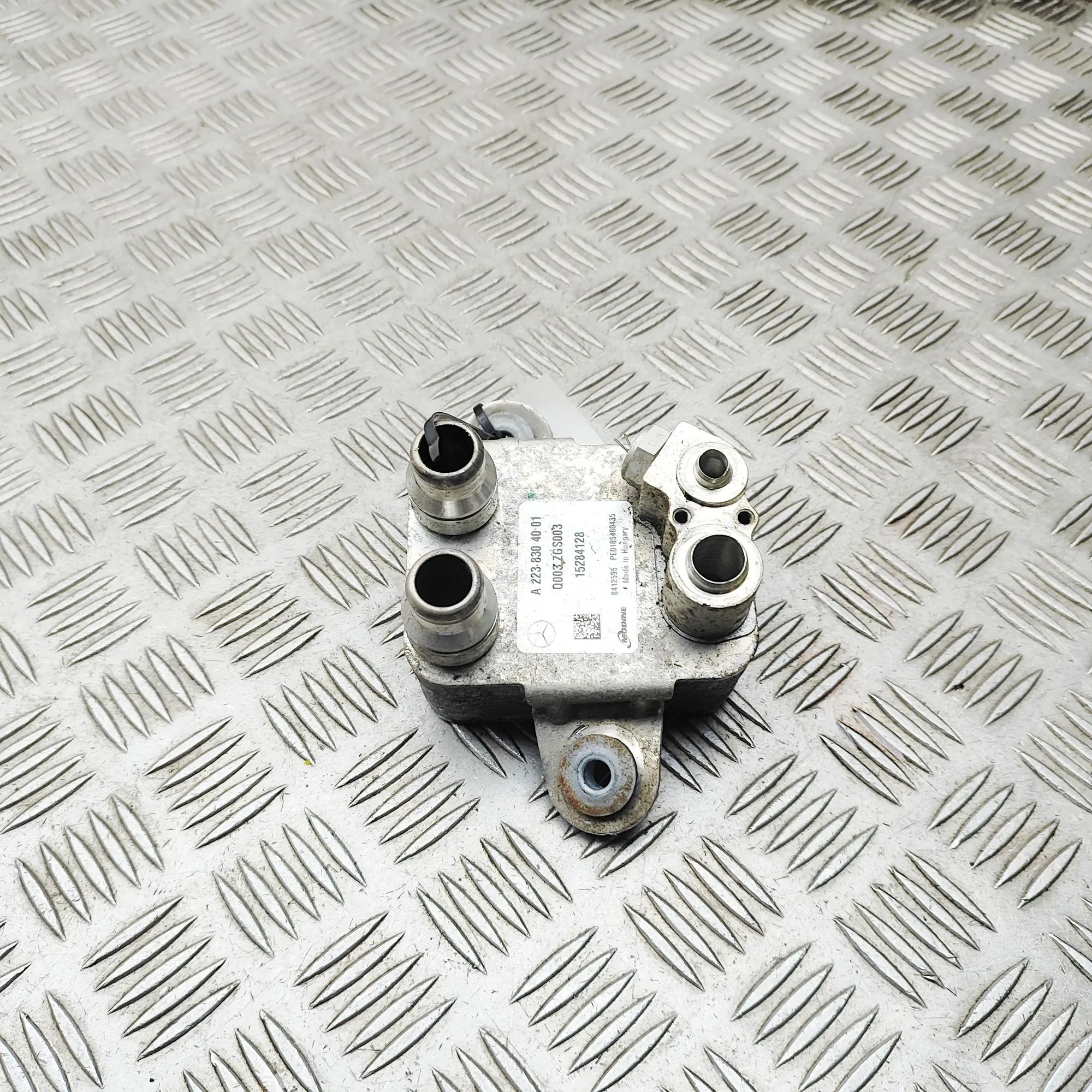 Mercedes-Benz GLE (W167) Air Con Receiver Dryer A2238304001 Air Con Receiver Dryer MERCEDES-BEN...