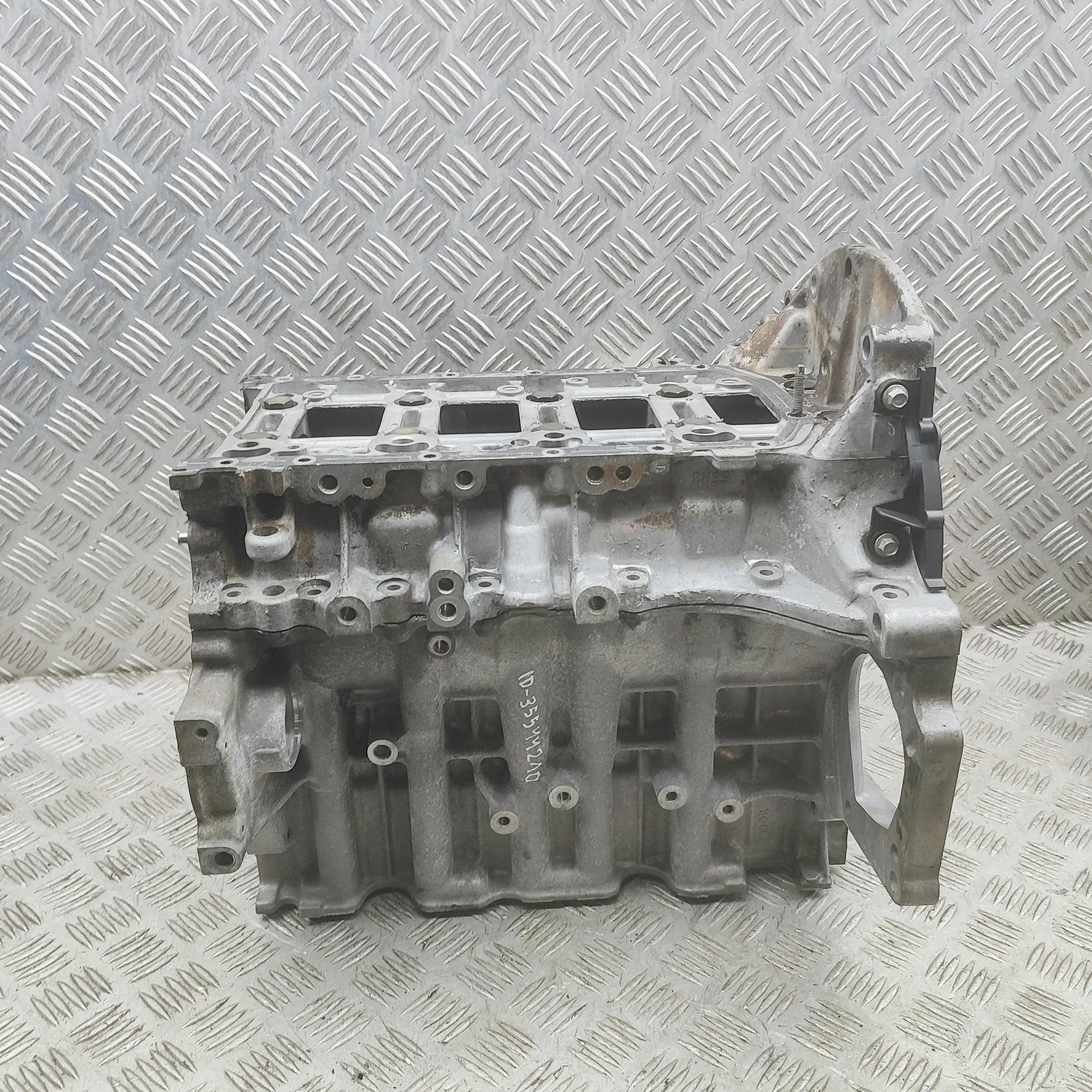 Ford Transit Connect / Tourneo Connect moottorilohko CN1Q-6010-CB, 9685737310 Engine Block FORD TOUR...