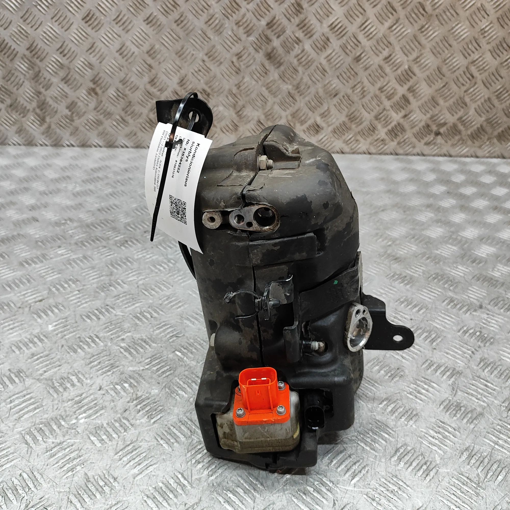 Audi e-tron GT (FW) Air Condition A/C Pump 9J1816431B Air Condition A/C Pump AUDI E-TRON G...