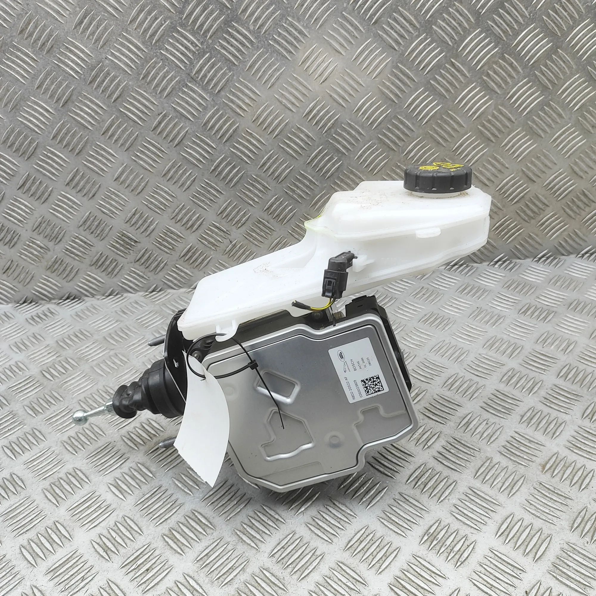 Land Rover Range Rover Evoque Brake Servo Booster R8D2-2D522-AF Brake Servo Booster LAND ROVER RA...