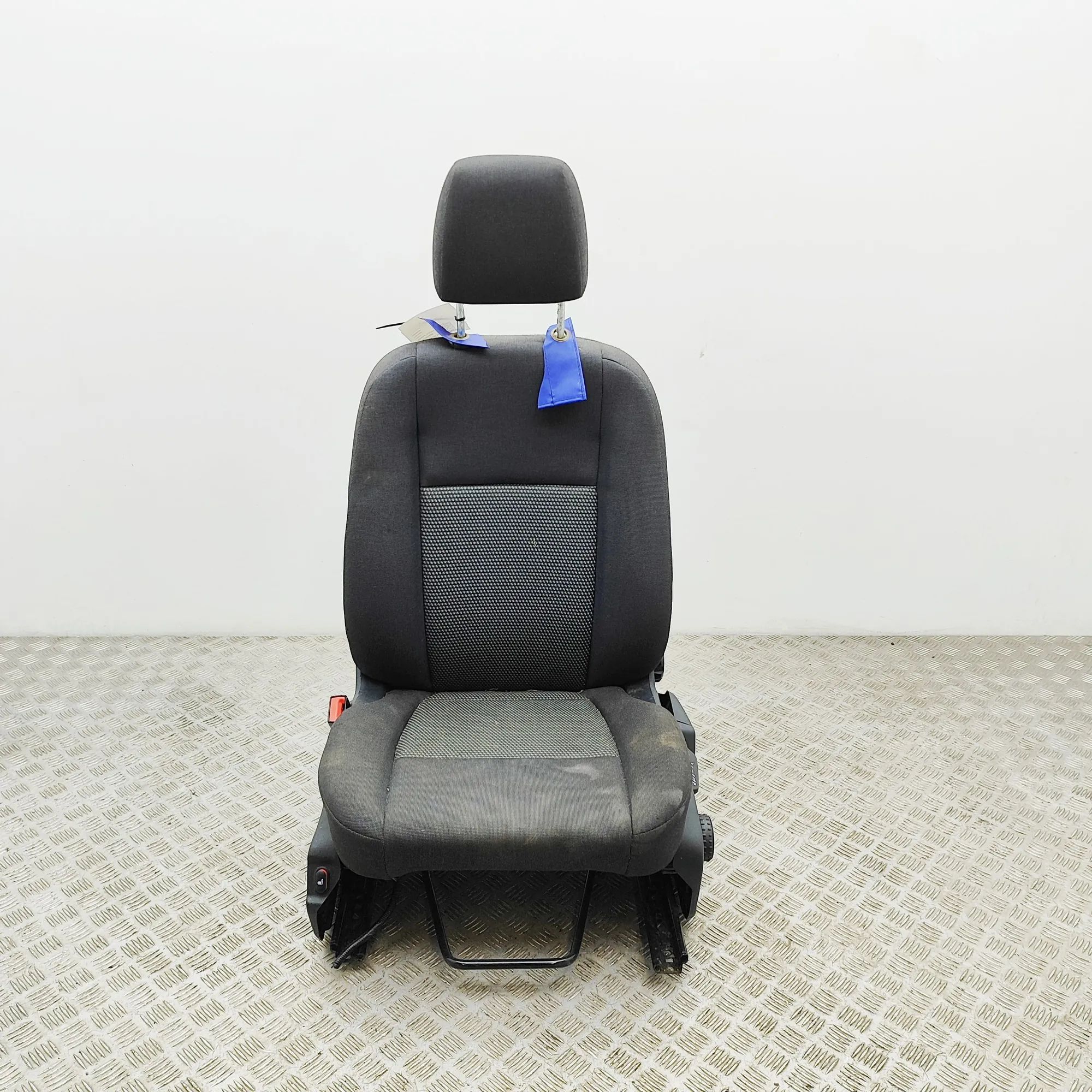 Ford Transit Connect / Tourneo Connect Front Left Seat BK21-61715-BM Front Left Seat FORD TRANSIT (Fur...